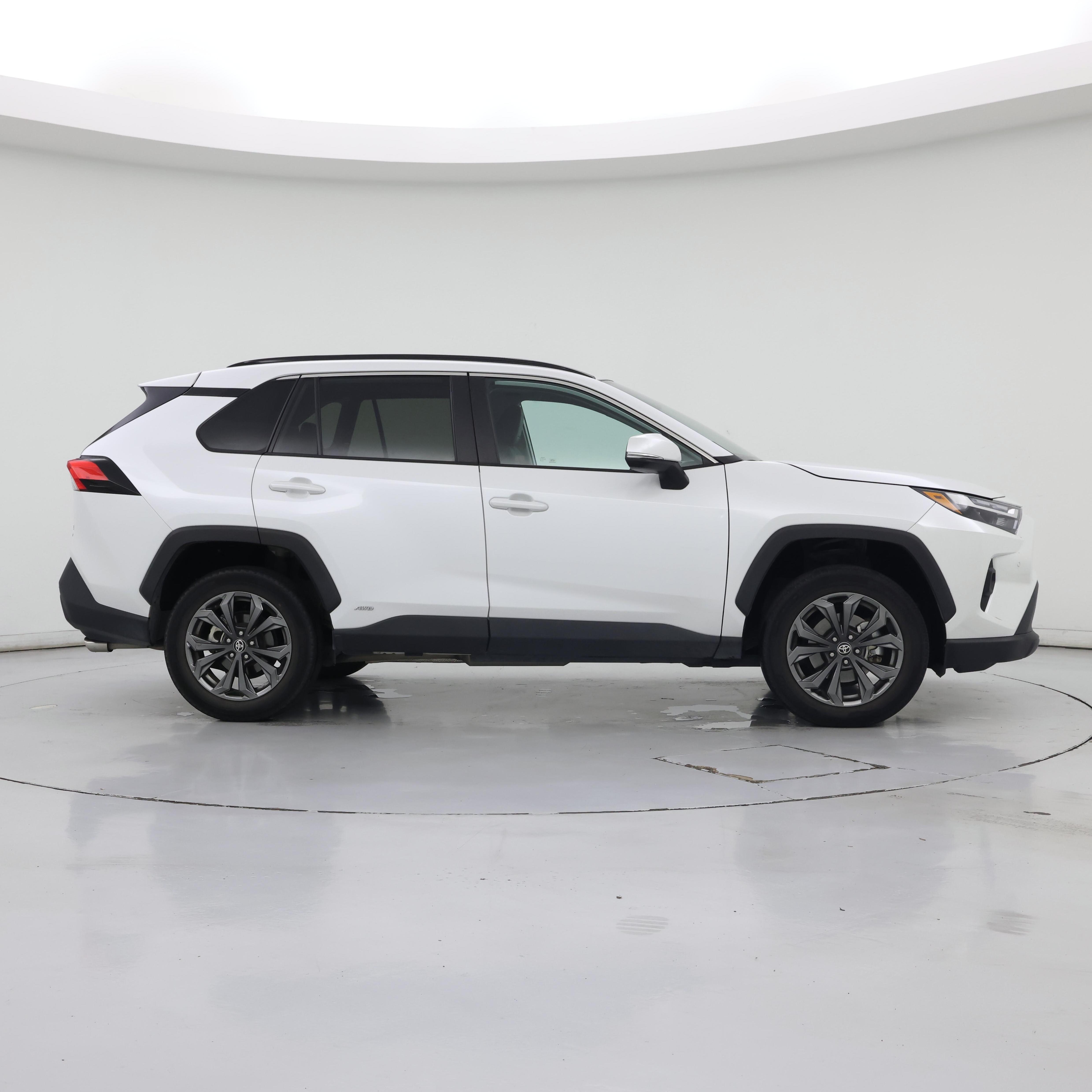 Thumbnail: 2023 Toyota RAV4 - 7