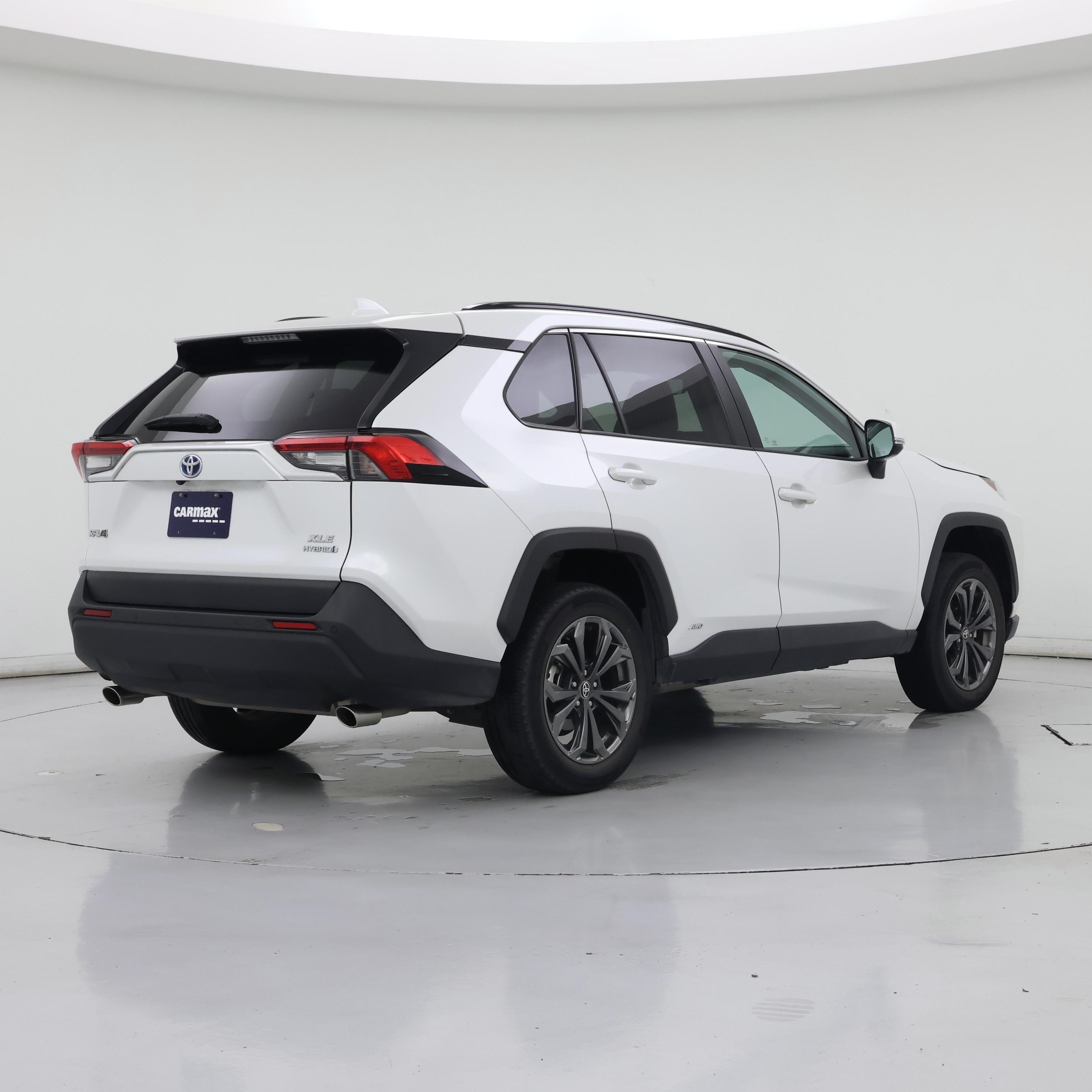 Thumbnail: 2023 Toyota RAV4 - 8