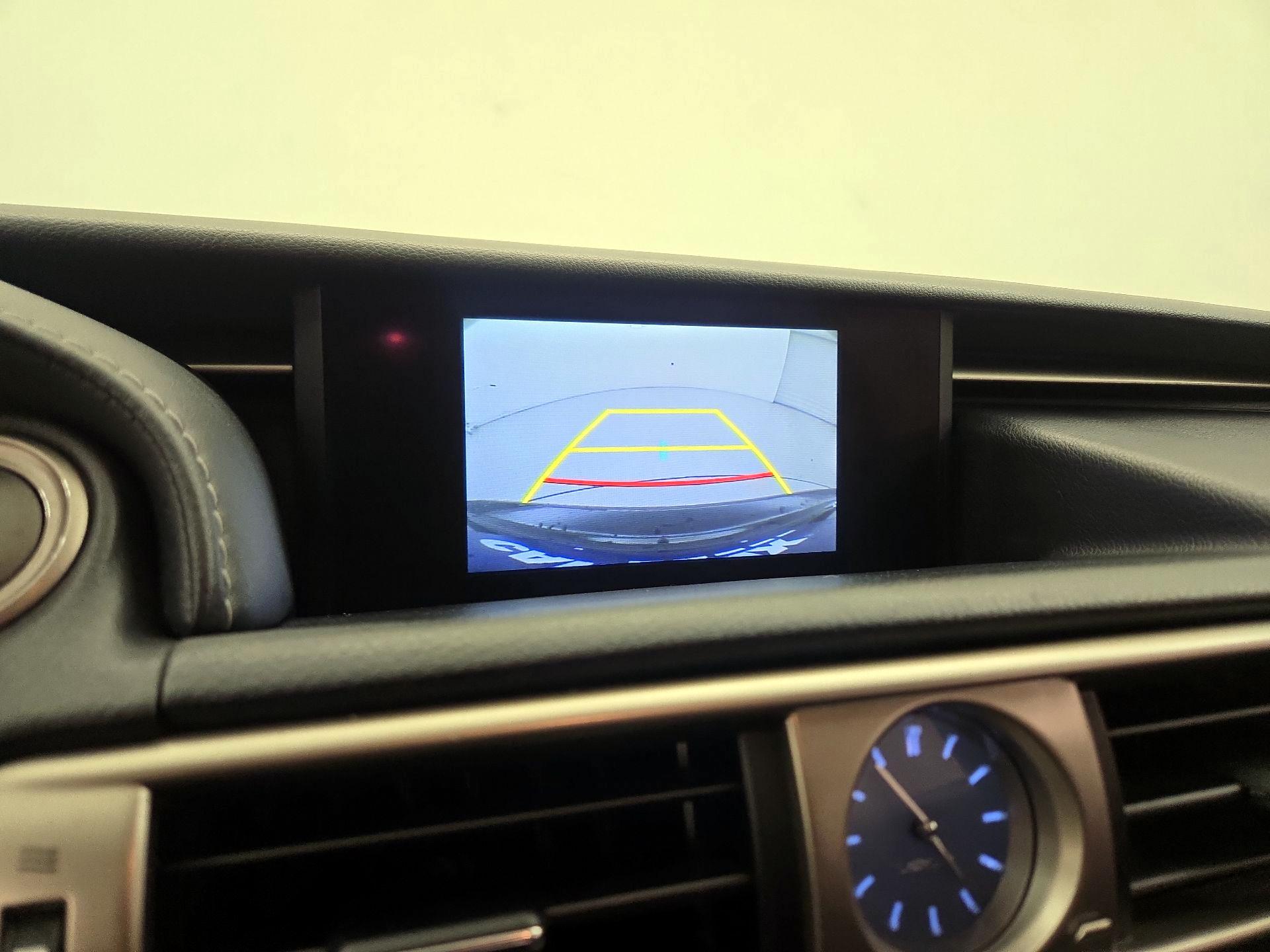 Thumbnail: 2016 Lexus IS - 14