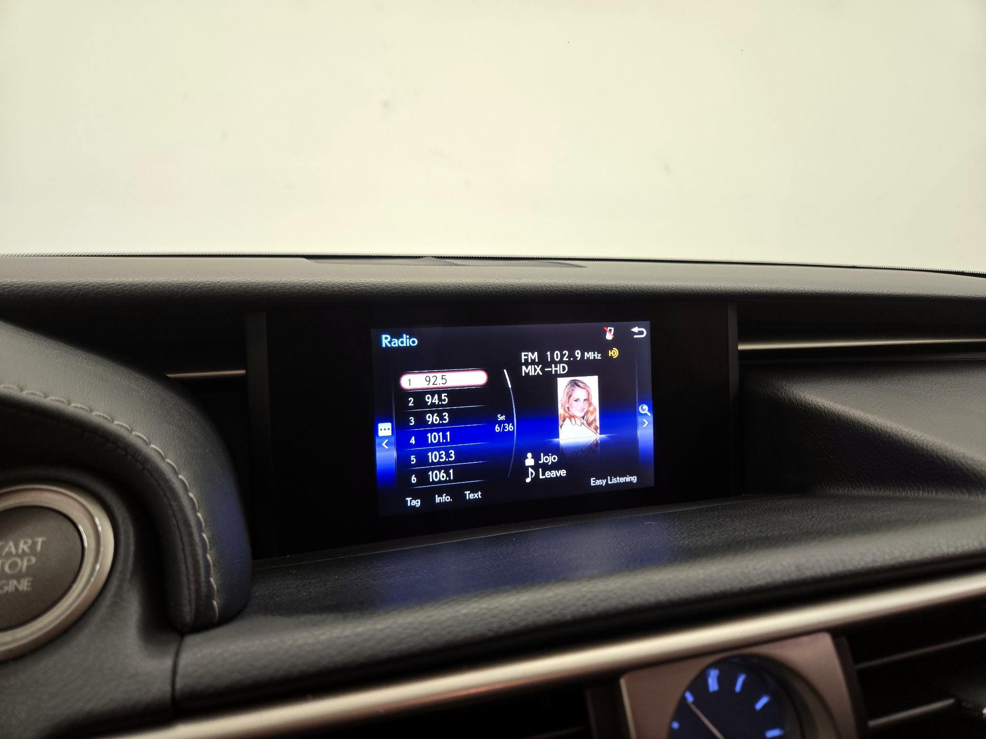 Thumbnail: 2016 Lexus IS - 15