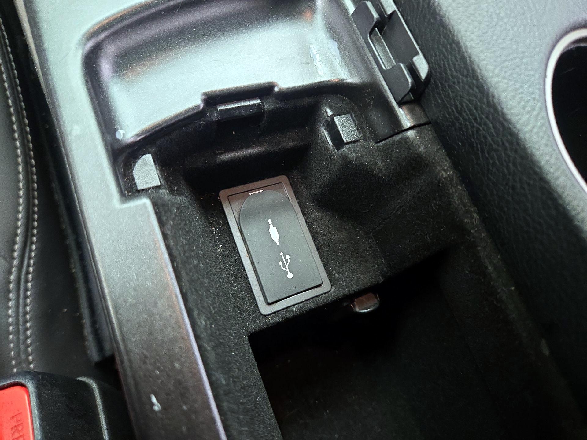 Thumbnail: 2016 Lexus IS - 18