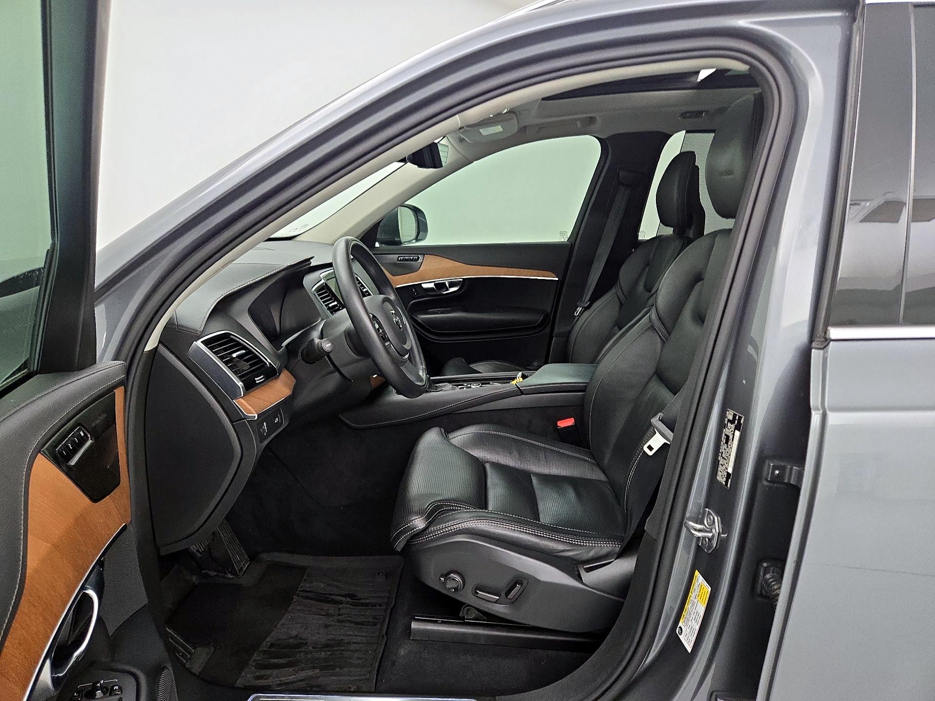 Thumbnail: 2020 Volvo XC90 - 11