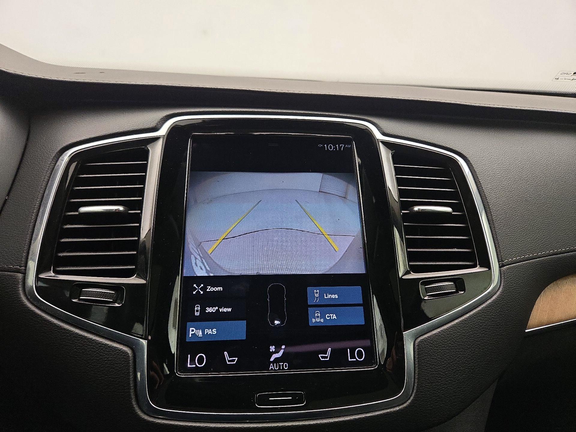 Thumbnail: 2020 Volvo XC90 - 15