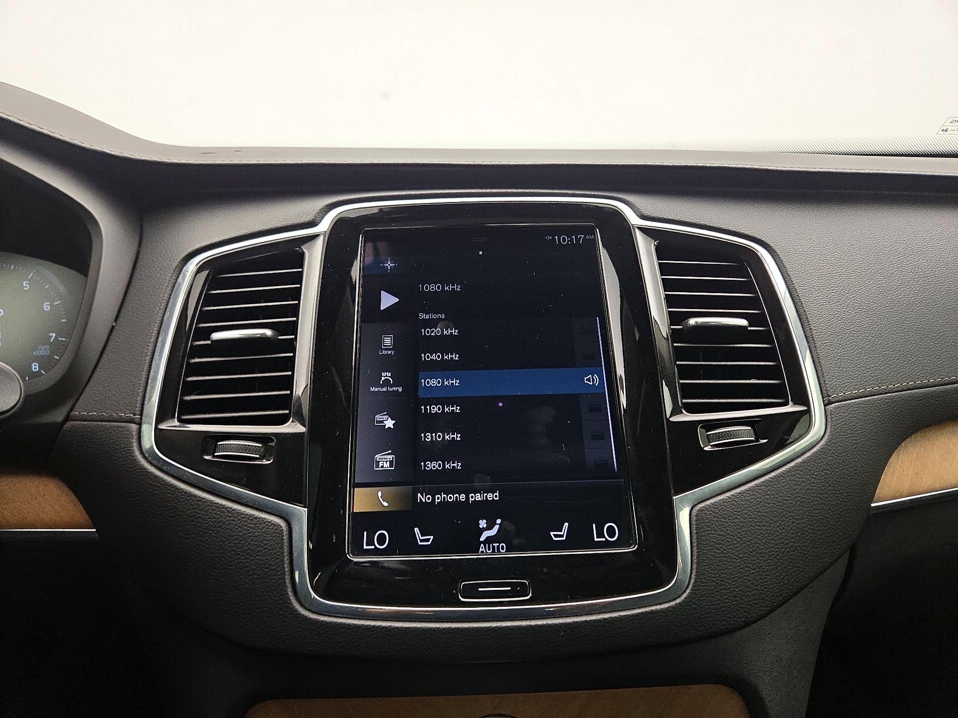 Thumbnail: 2020 Volvo XC90 - 16