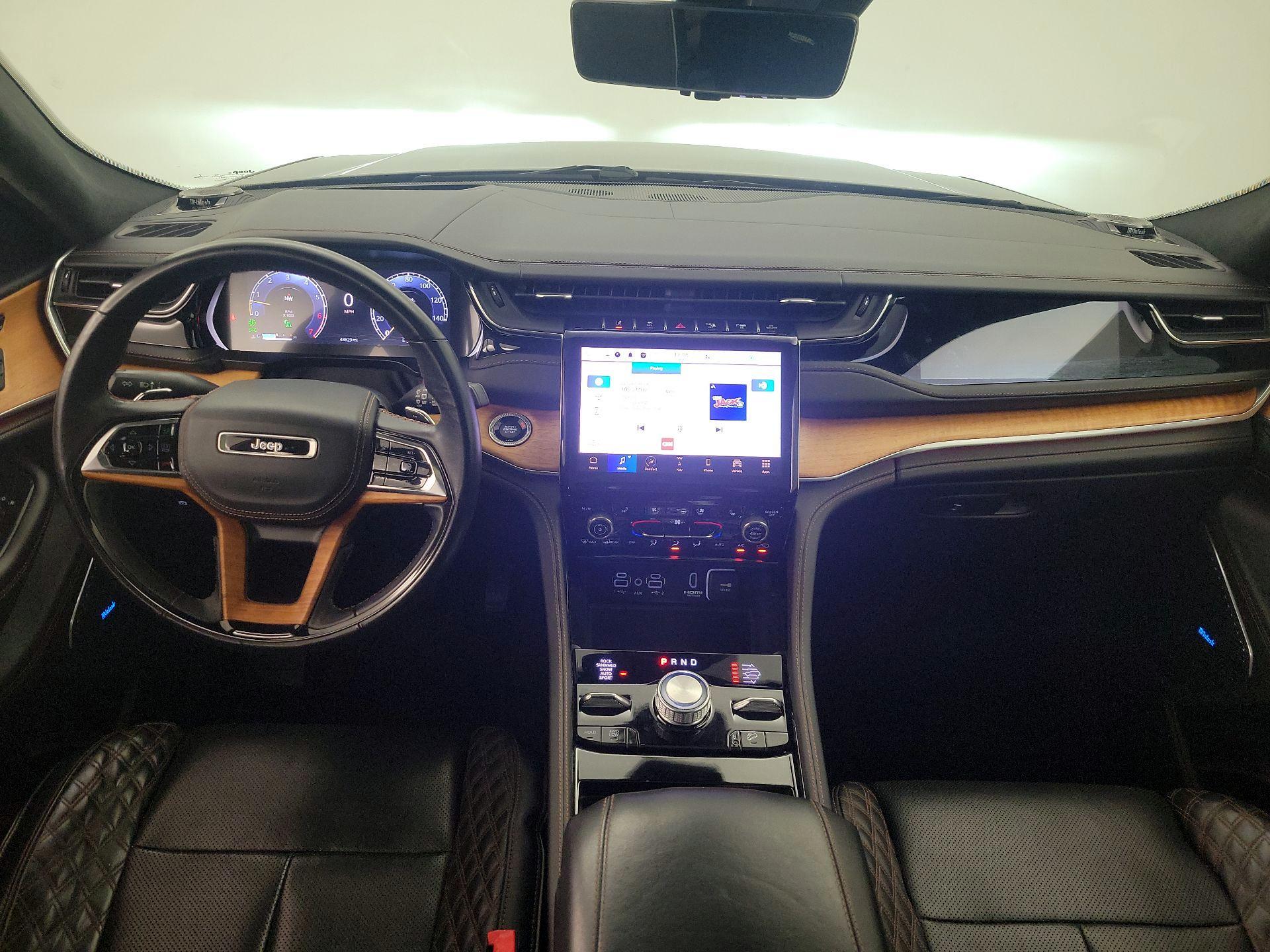 Thumbnail: 2022 Jeep Grand Cherokee - 9