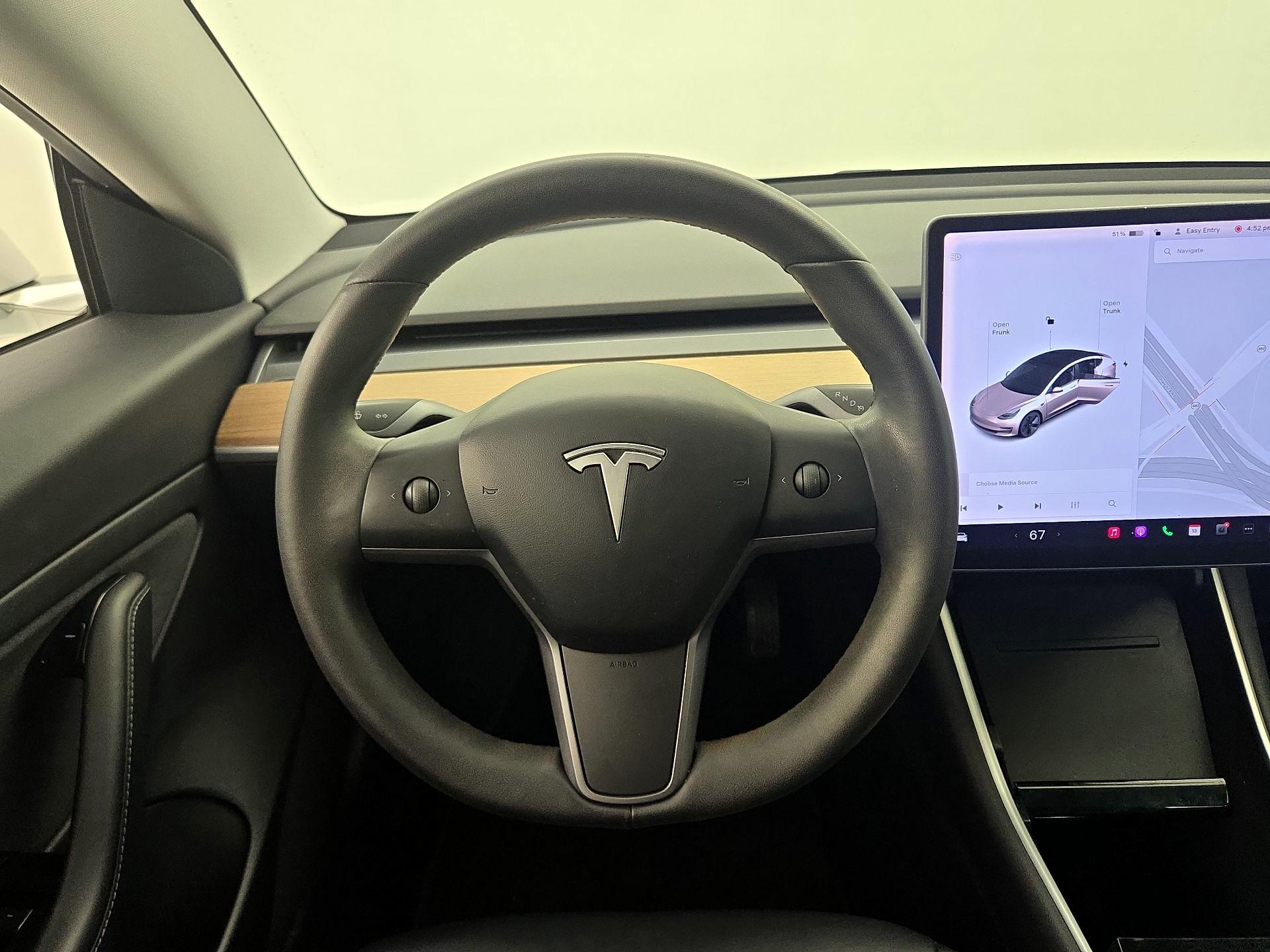 Thumbnail: 2020 Tesla Model 3 - 10