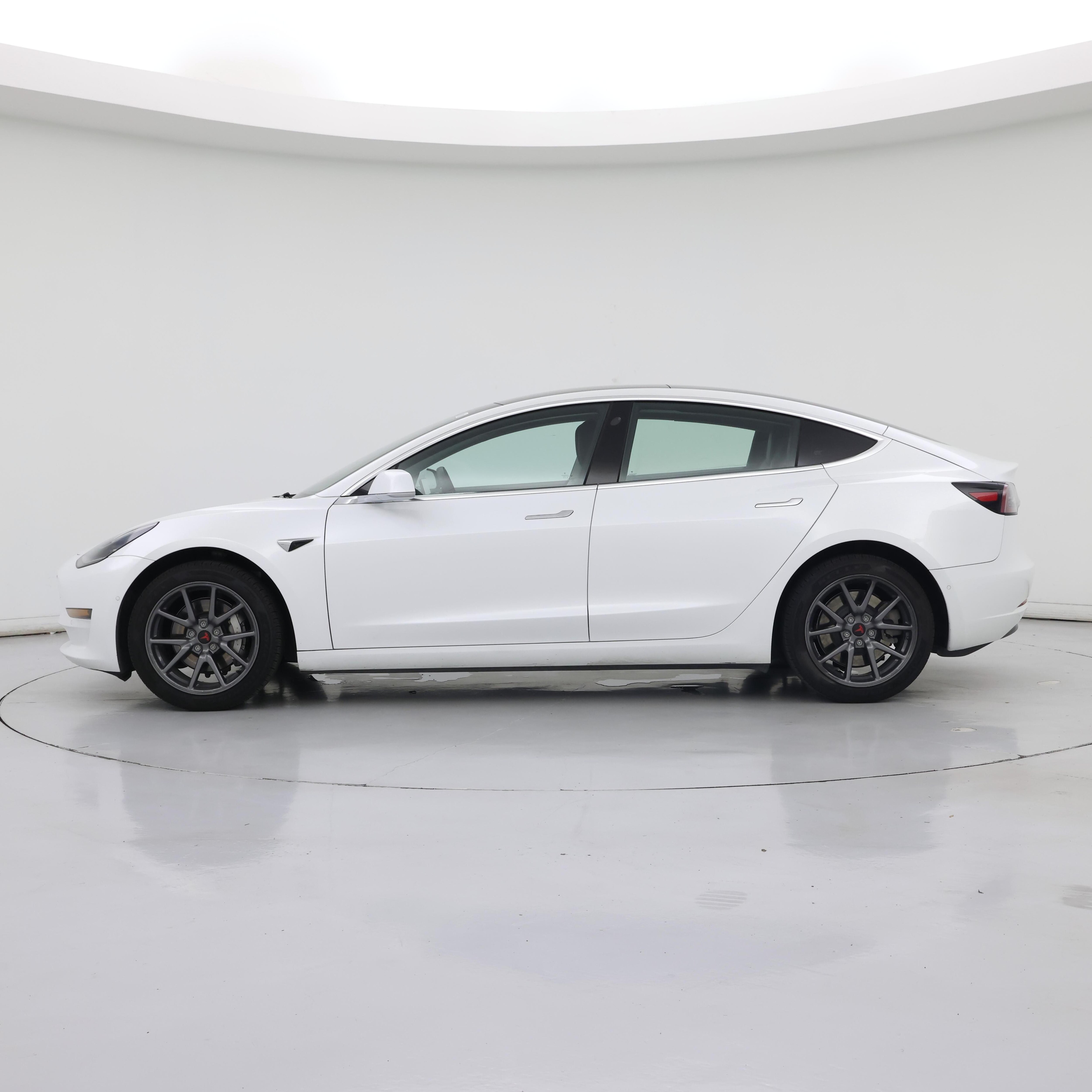 Thumbnail: 2020 Tesla Model 3 - 3