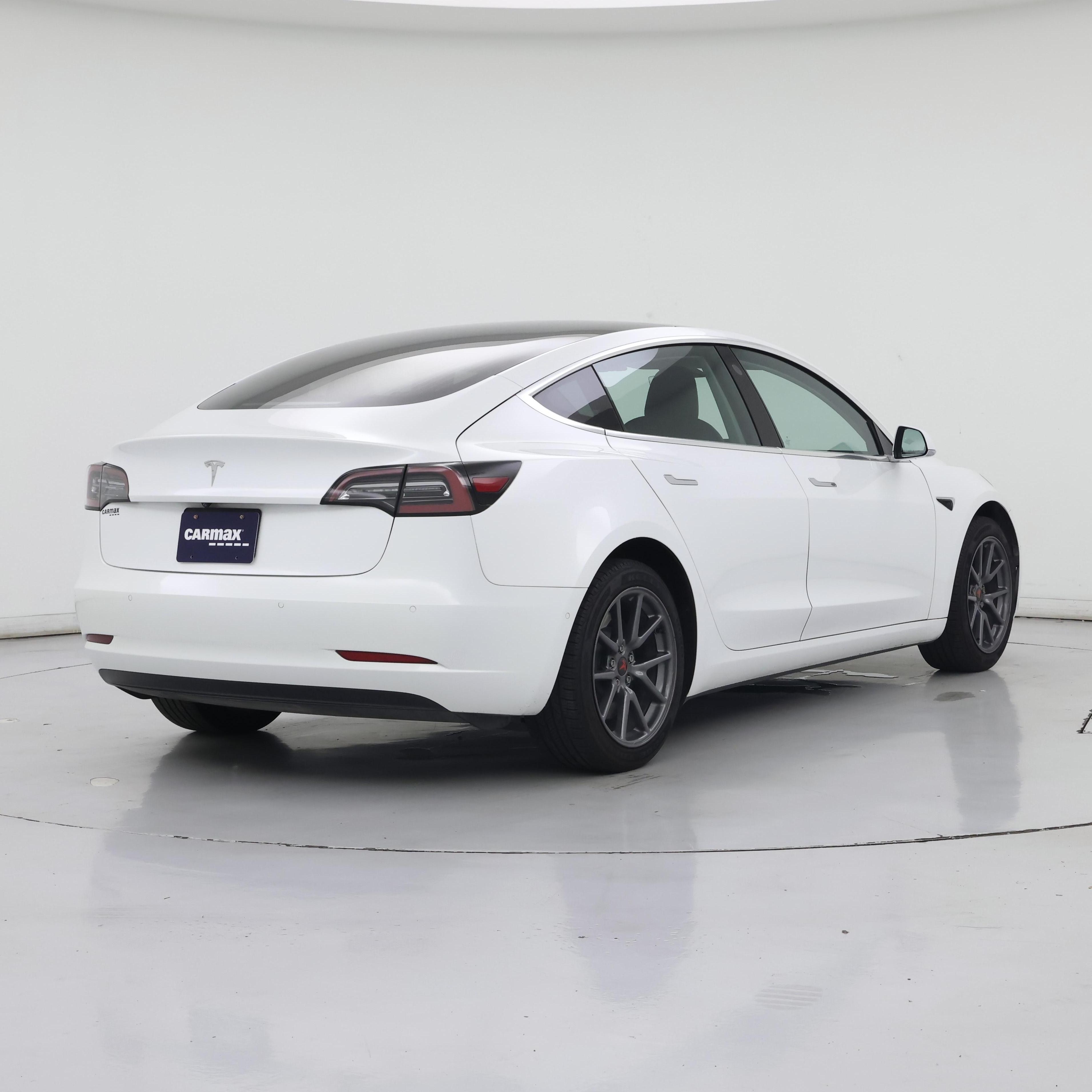 Thumbnail: 2020 Tesla Model 3 - 8