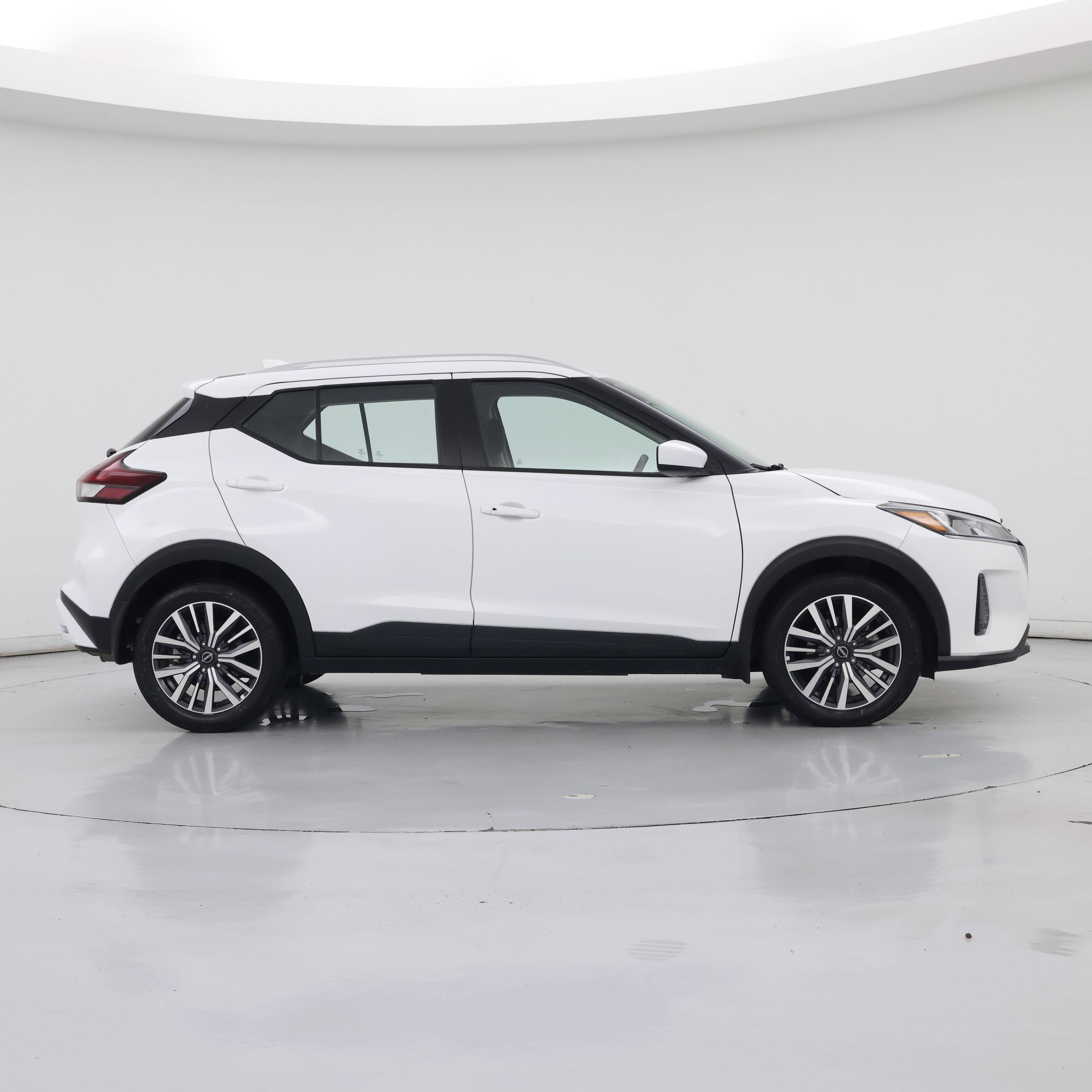 Thumbnail: 2024 Nissan Kicks - 7