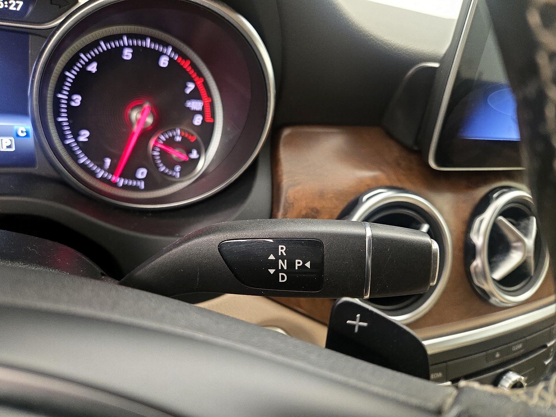 Thumbnail: 2019 Mercedes-Benz GLA - 17