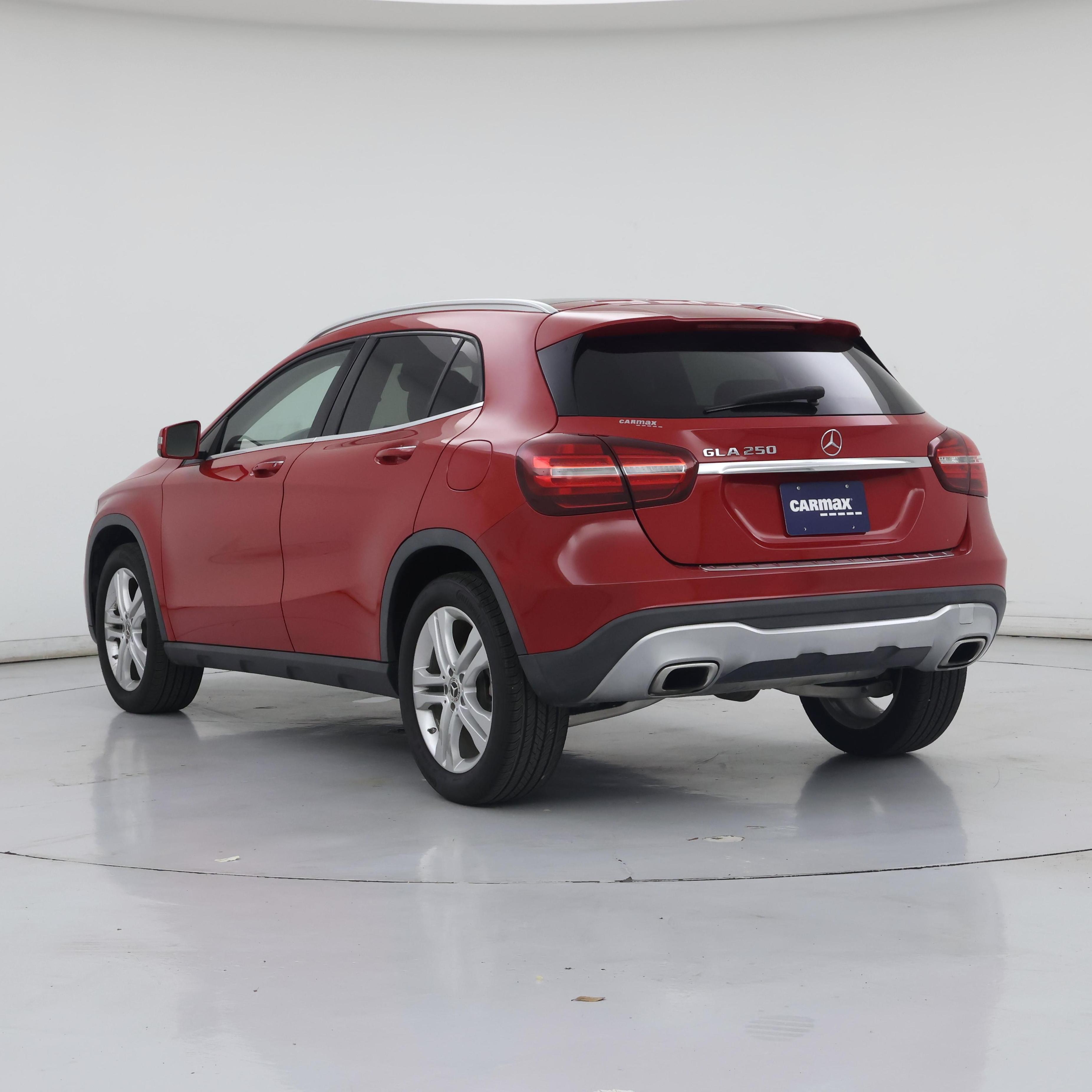 Thumbnail: 2019 Mercedes-Benz GLA - 2