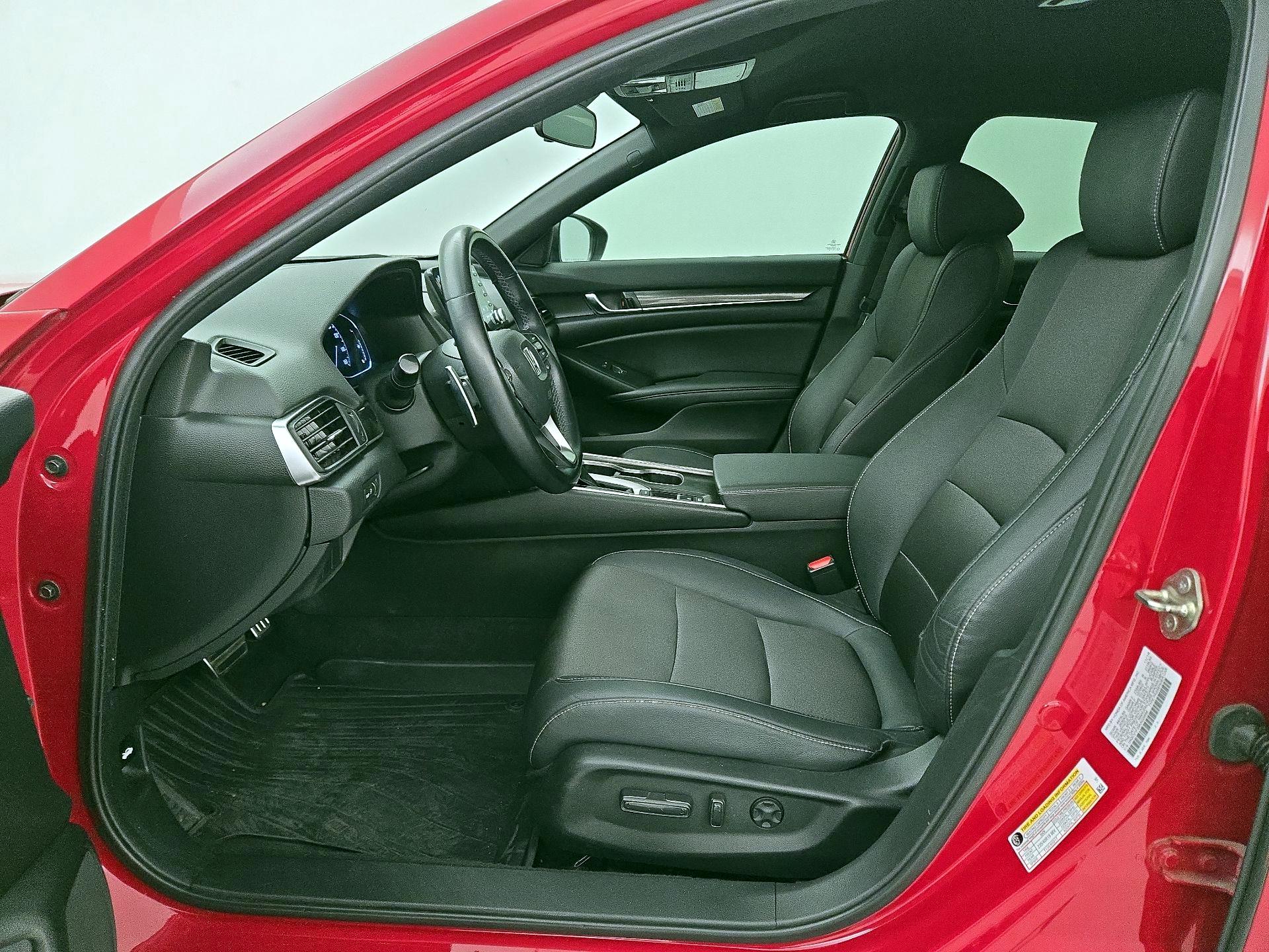 Thumbnail: 2019 Honda Accord - 11