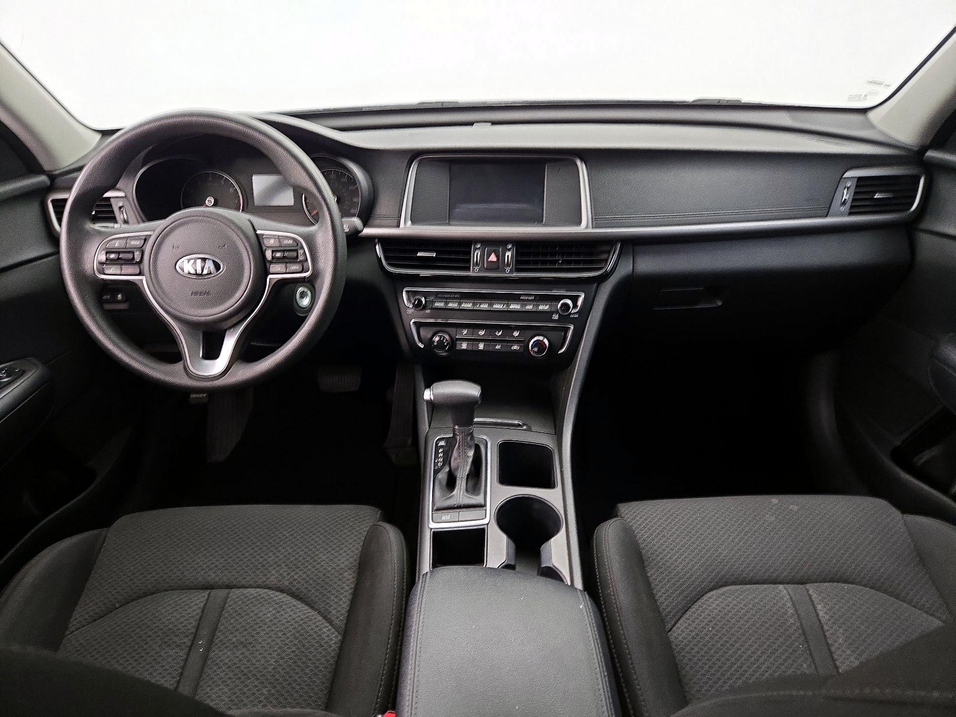 Thumbnail: 2018 Kia Optima - 9