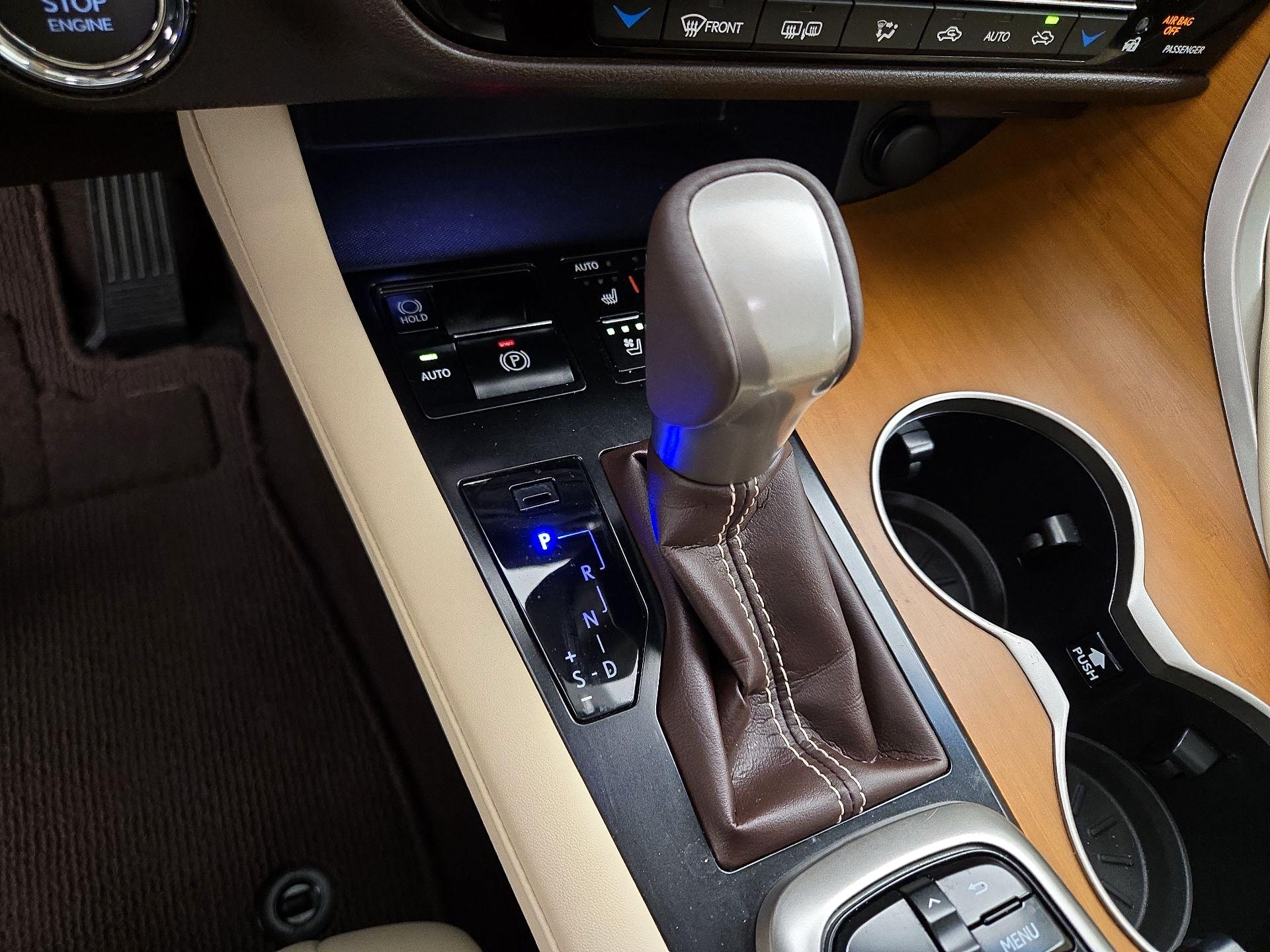 Thumbnail: 2019 Lexus RX - 18