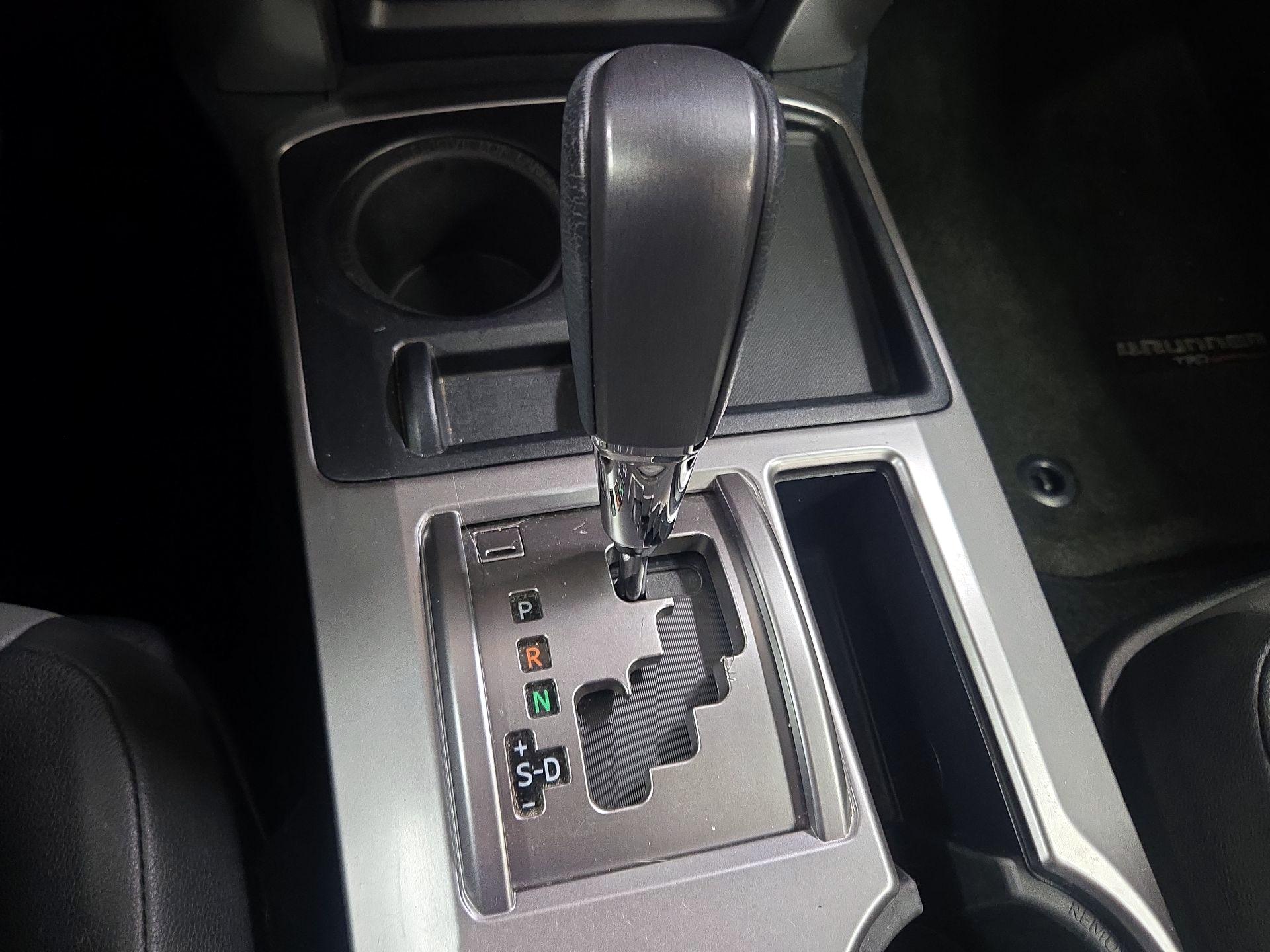 Thumbnail: 2020 Toyota 4Runner - 18