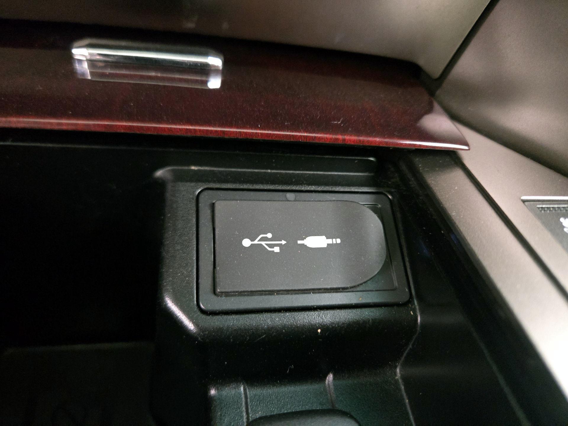 Thumbnail: 2019 Lexus GX - 19