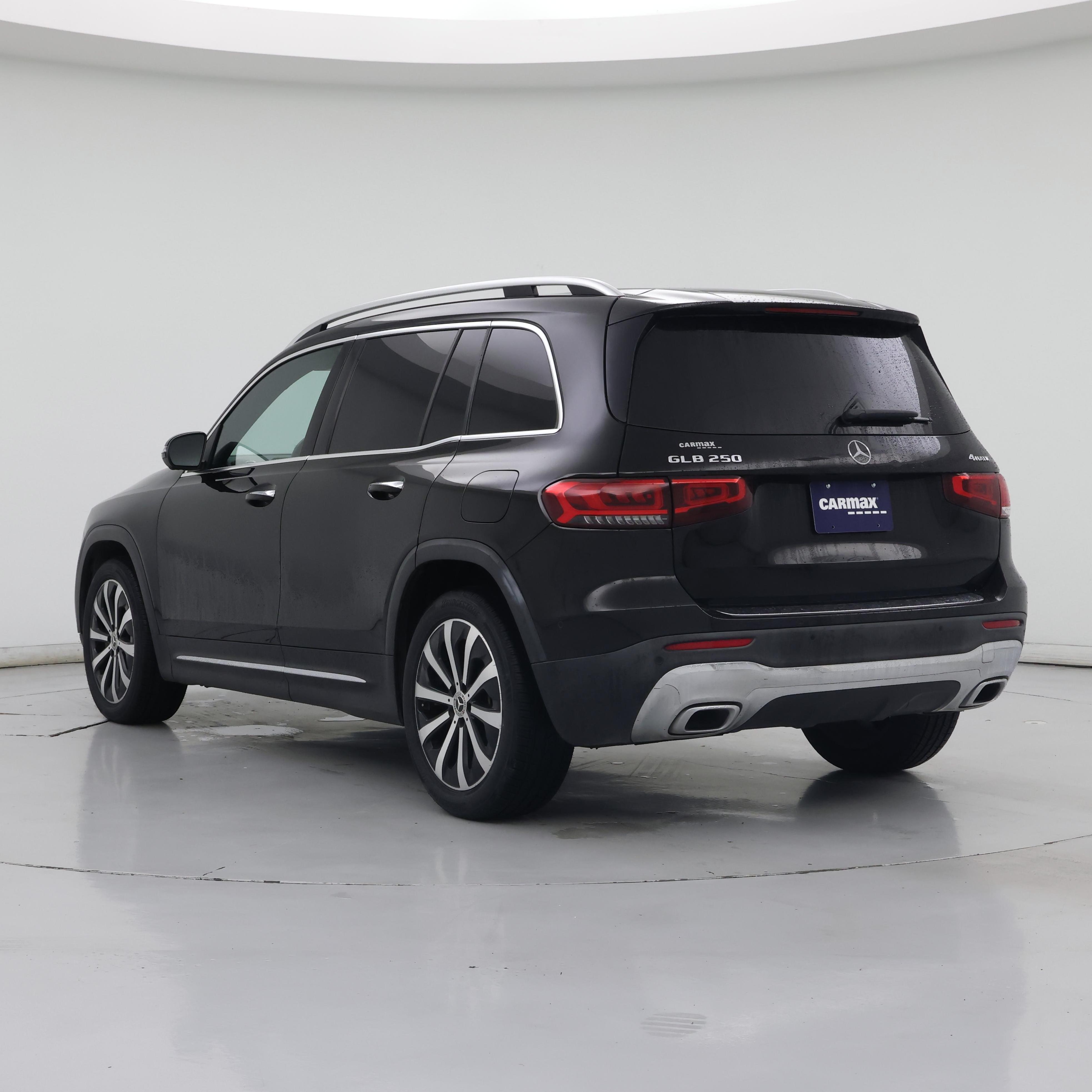 Thumbnail: 2020 Mercedes-Benz GLB - 2