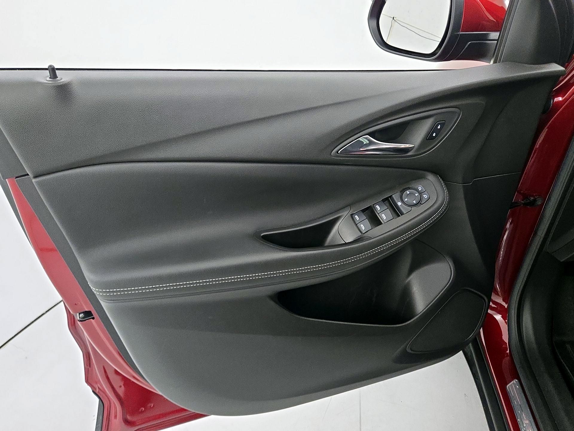 Thumbnail: 2022 Buick Encore GX - 12