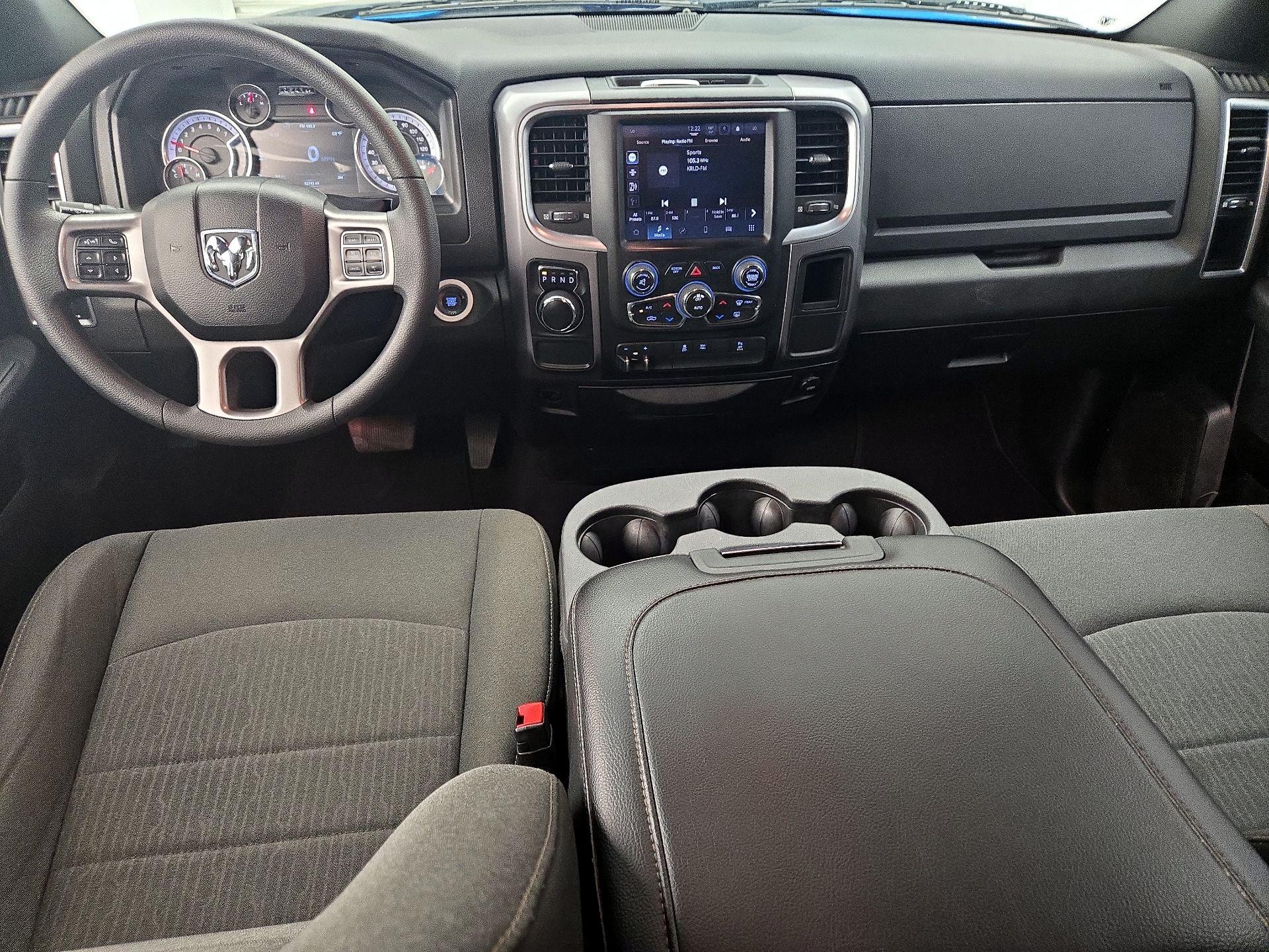 Thumbnail: 2022 RAM 1500 Classic - 9