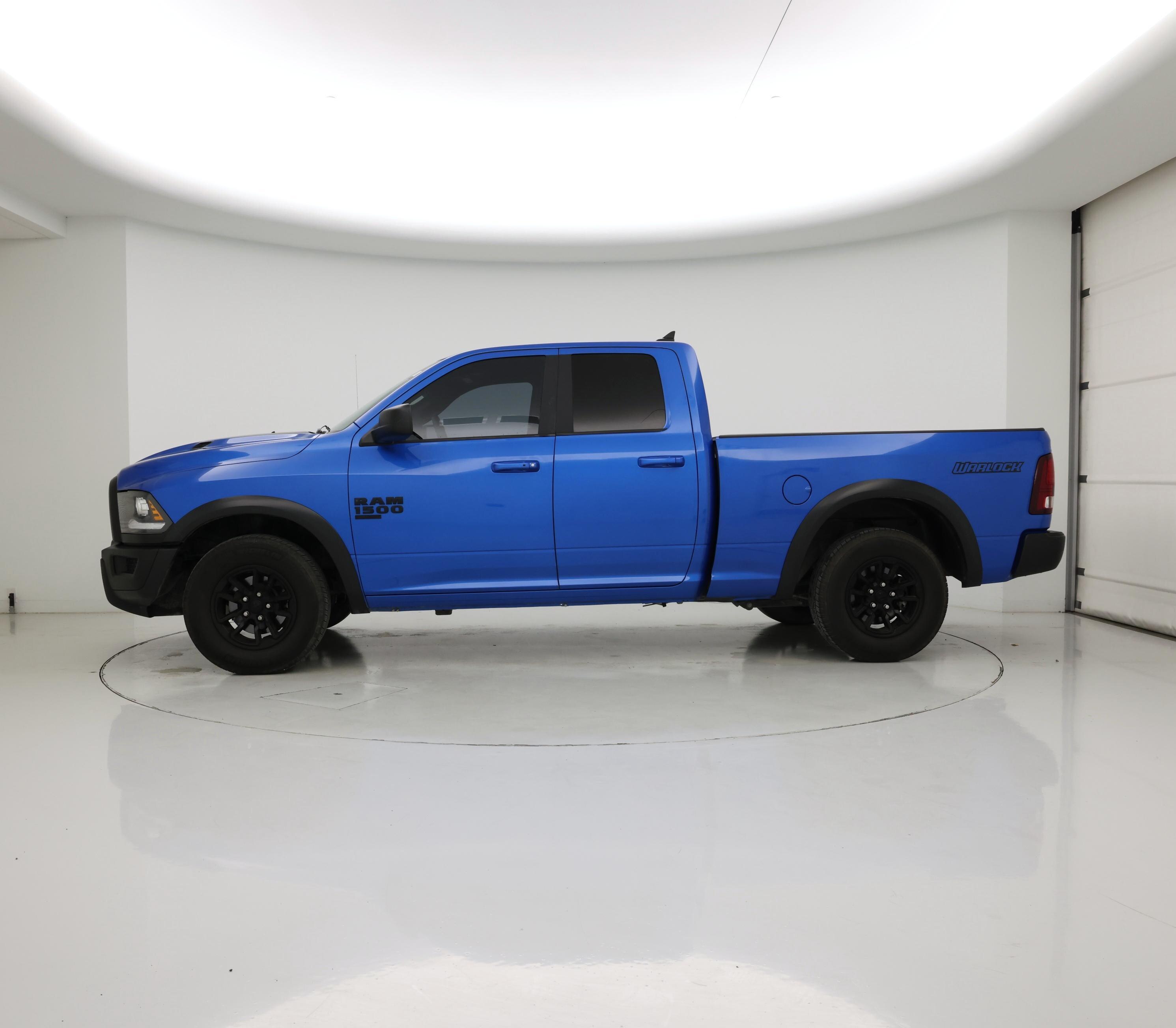 Thumbnail: 2022 RAM 1500 Classic - 3