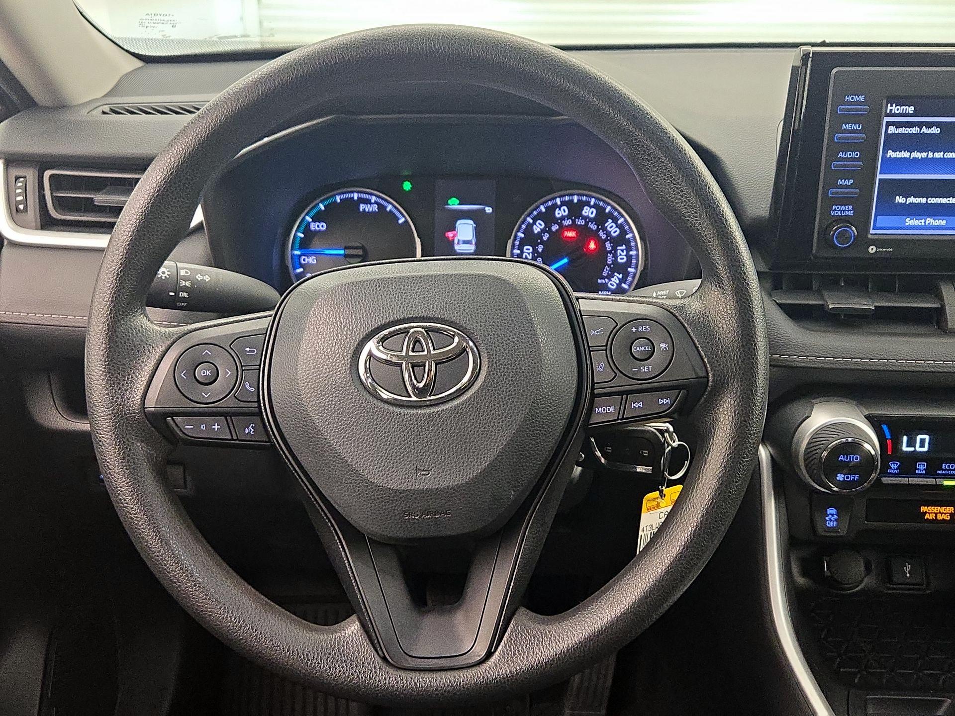 Thumbnail: 2022 Toyota RAV4 - 10