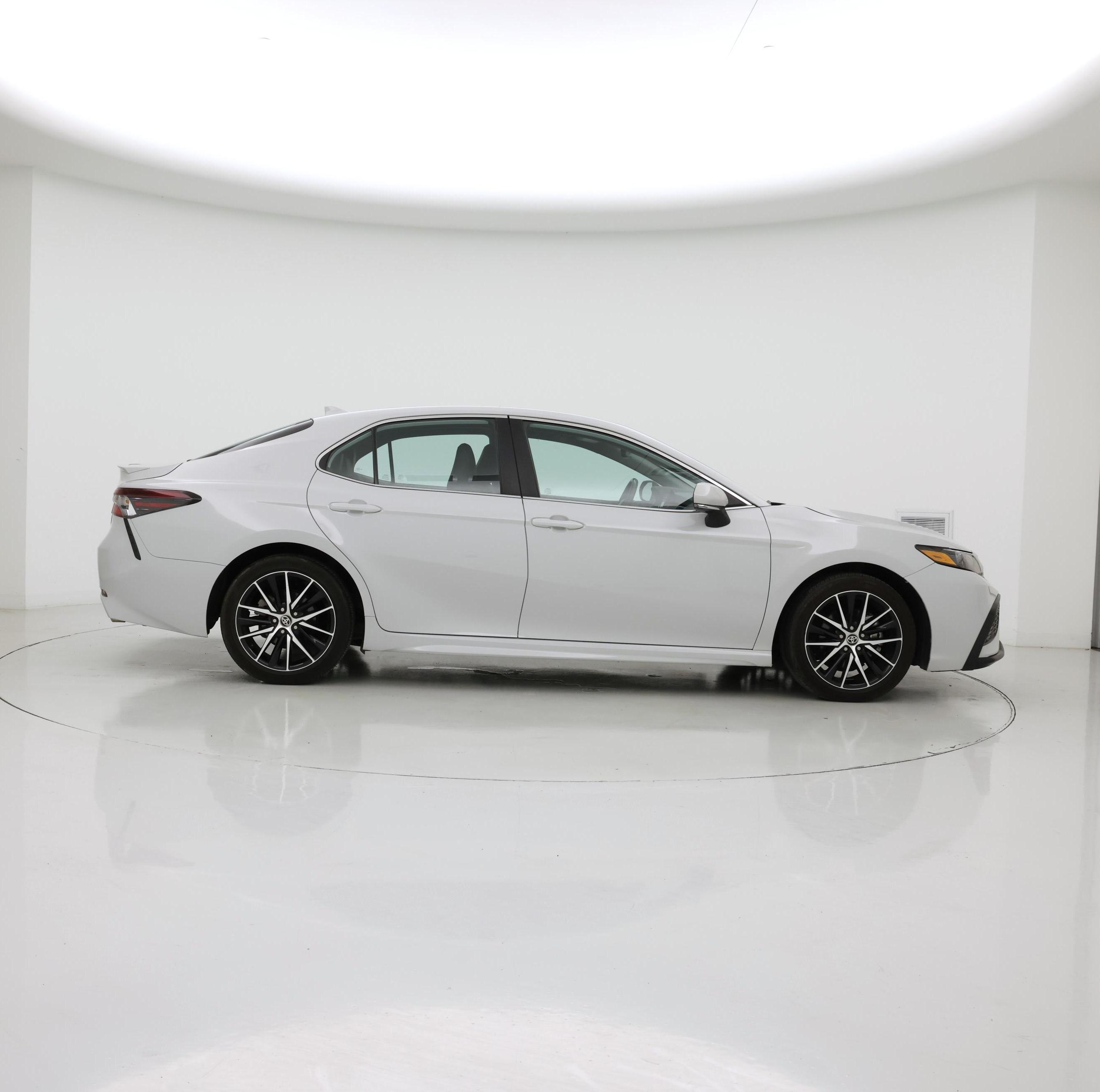 Thumbnail: 2024 Toyota Camry - 7