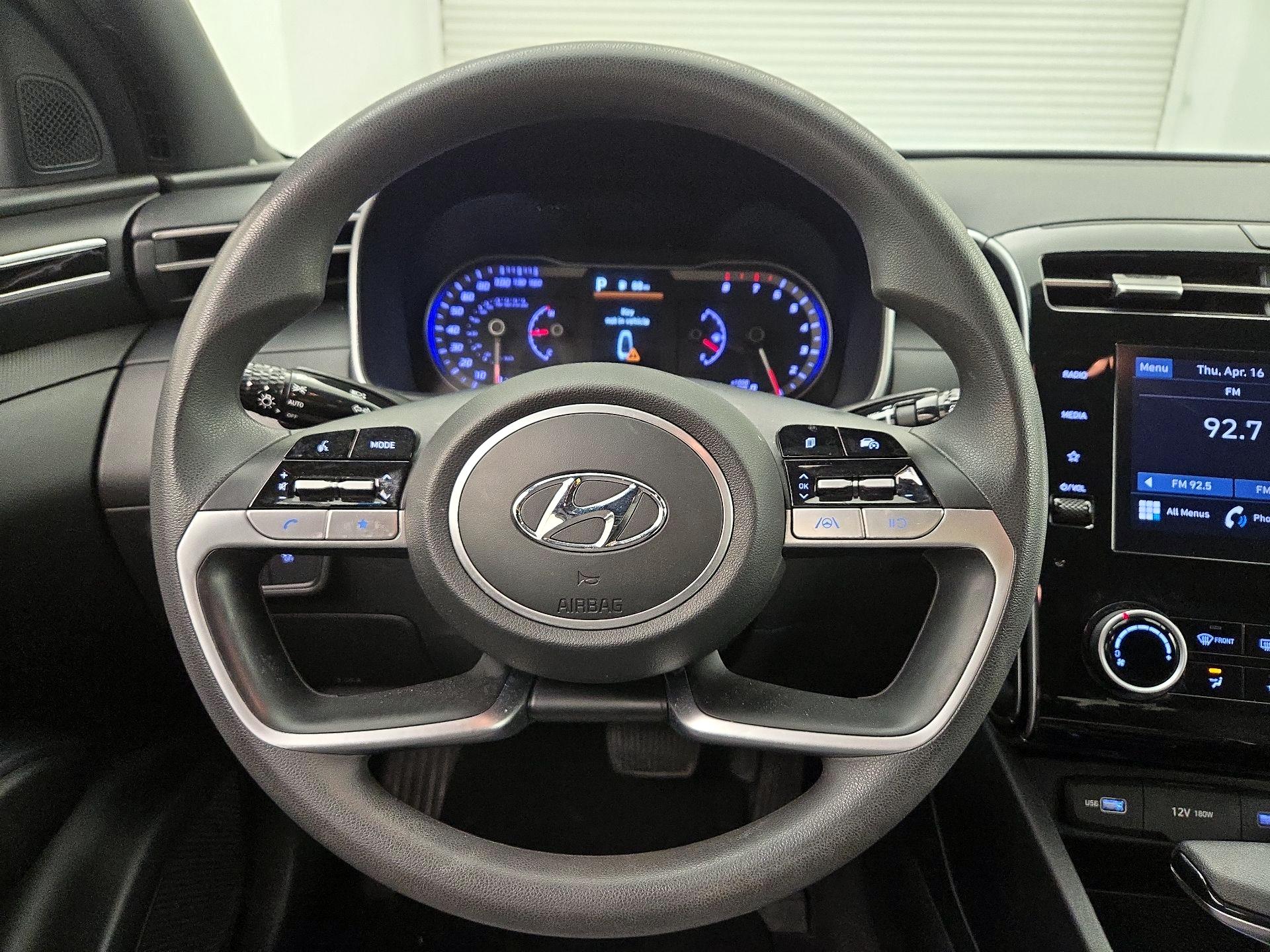 Thumbnail: 2023 Hyundai Santa Cruz - 10
