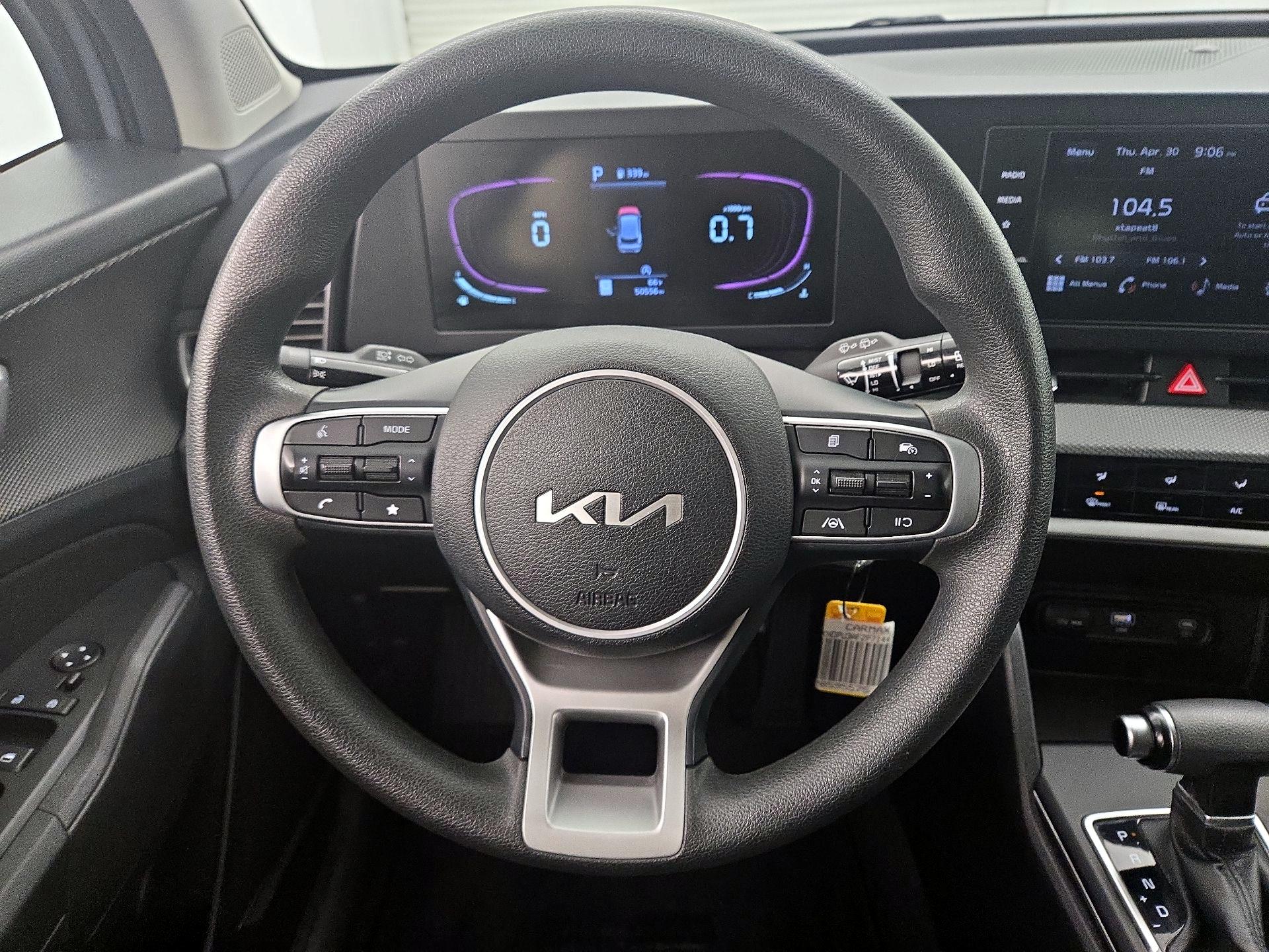 Thumbnail: 2023 Kia Sportage - 10