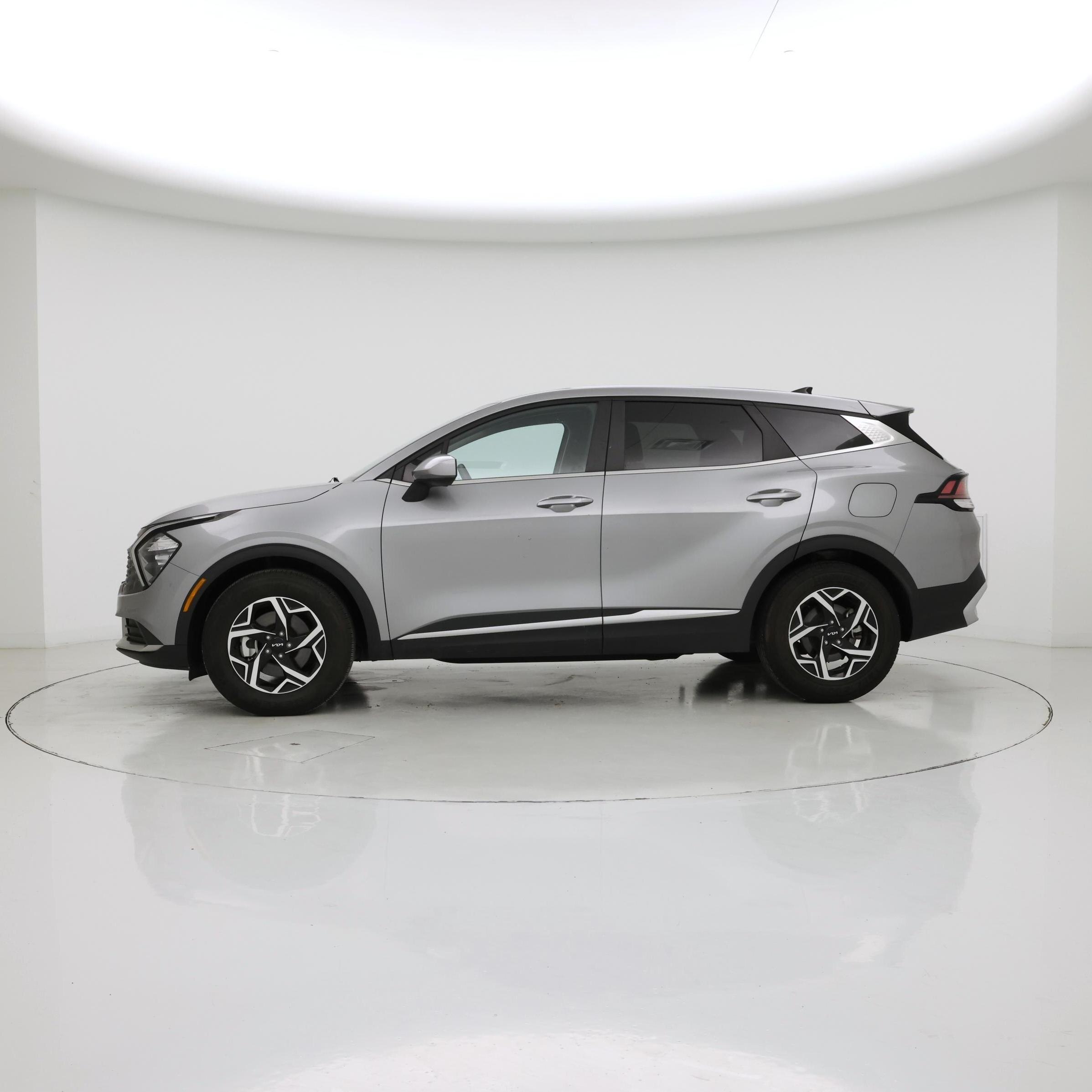 Thumbnail: 2023 Kia Sportage - 3
