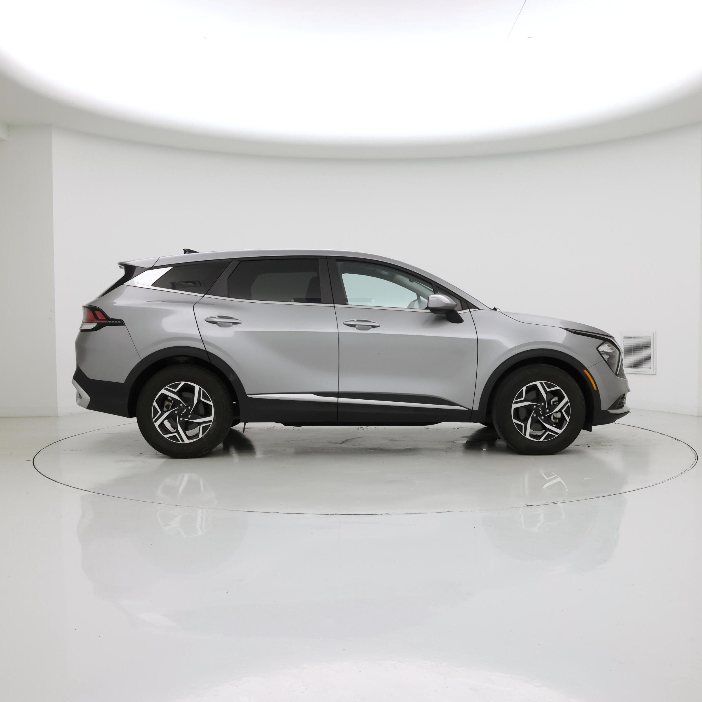 Thumbnail: 2023 Kia Sportage - 7