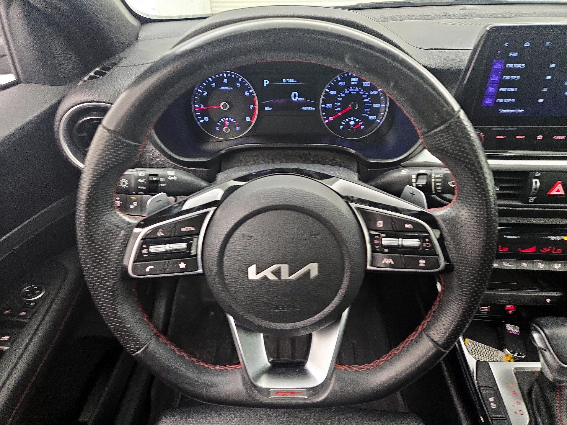 Thumbnail: 2023 Kia Forte - 10