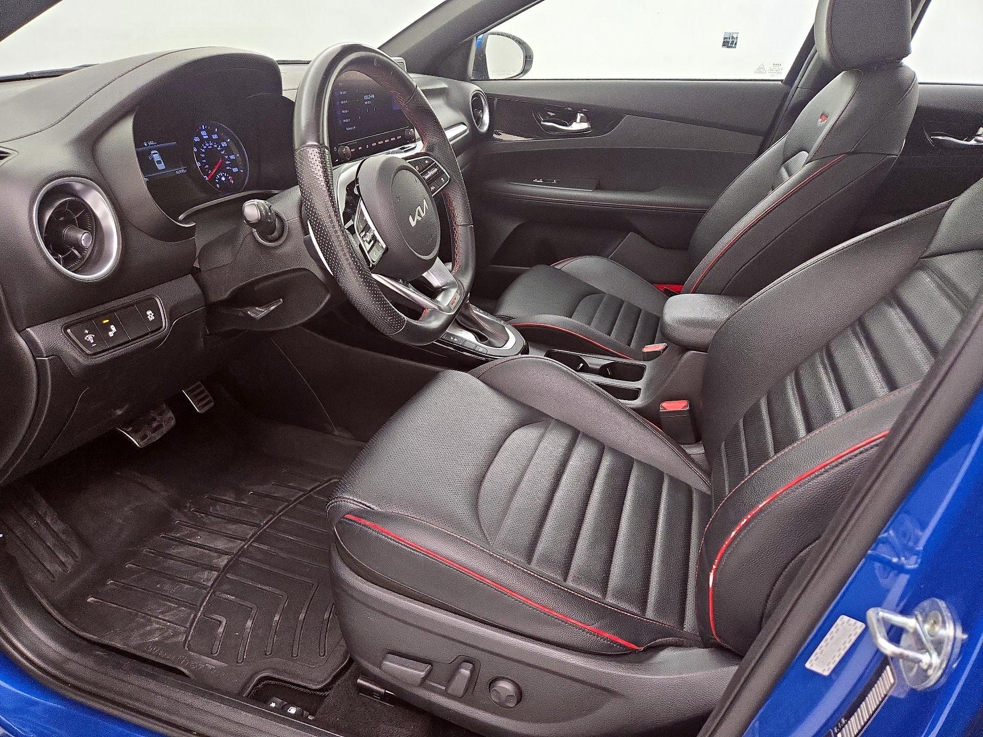 Thumbnail: 2023 Kia Forte - 11