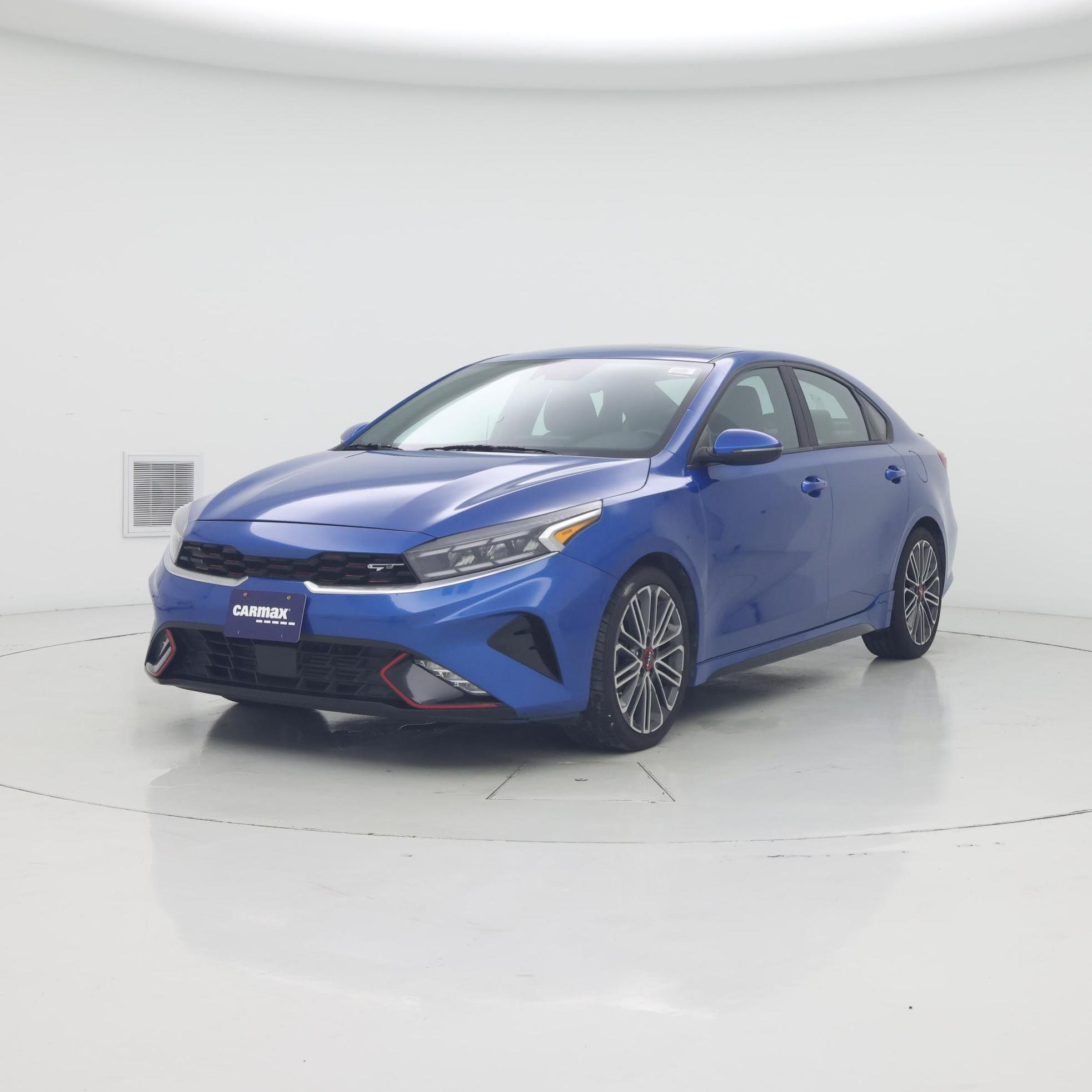 Thumbnail: 2023 Kia Forte - 4