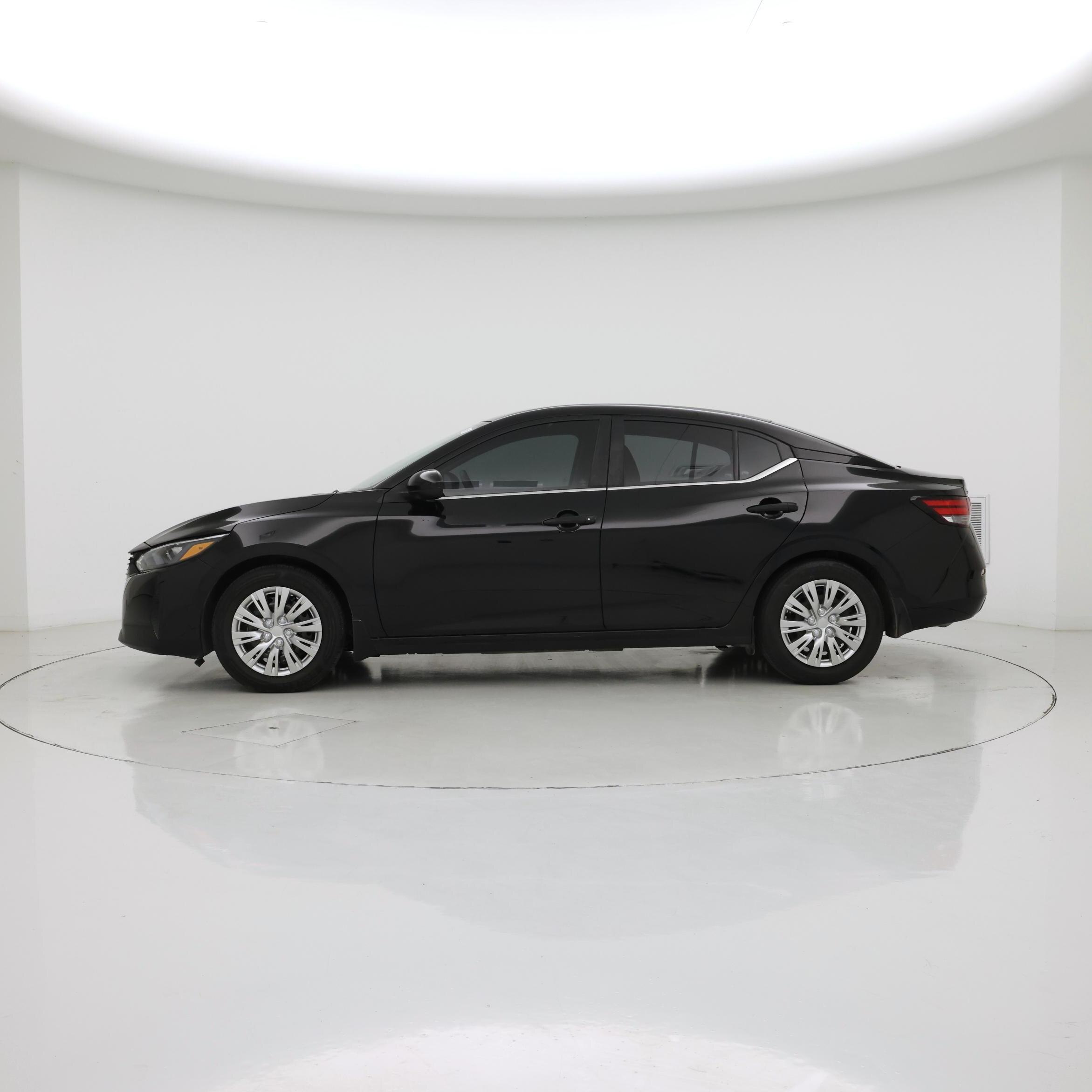Thumbnail: 2024 Nissan Sentra - 3