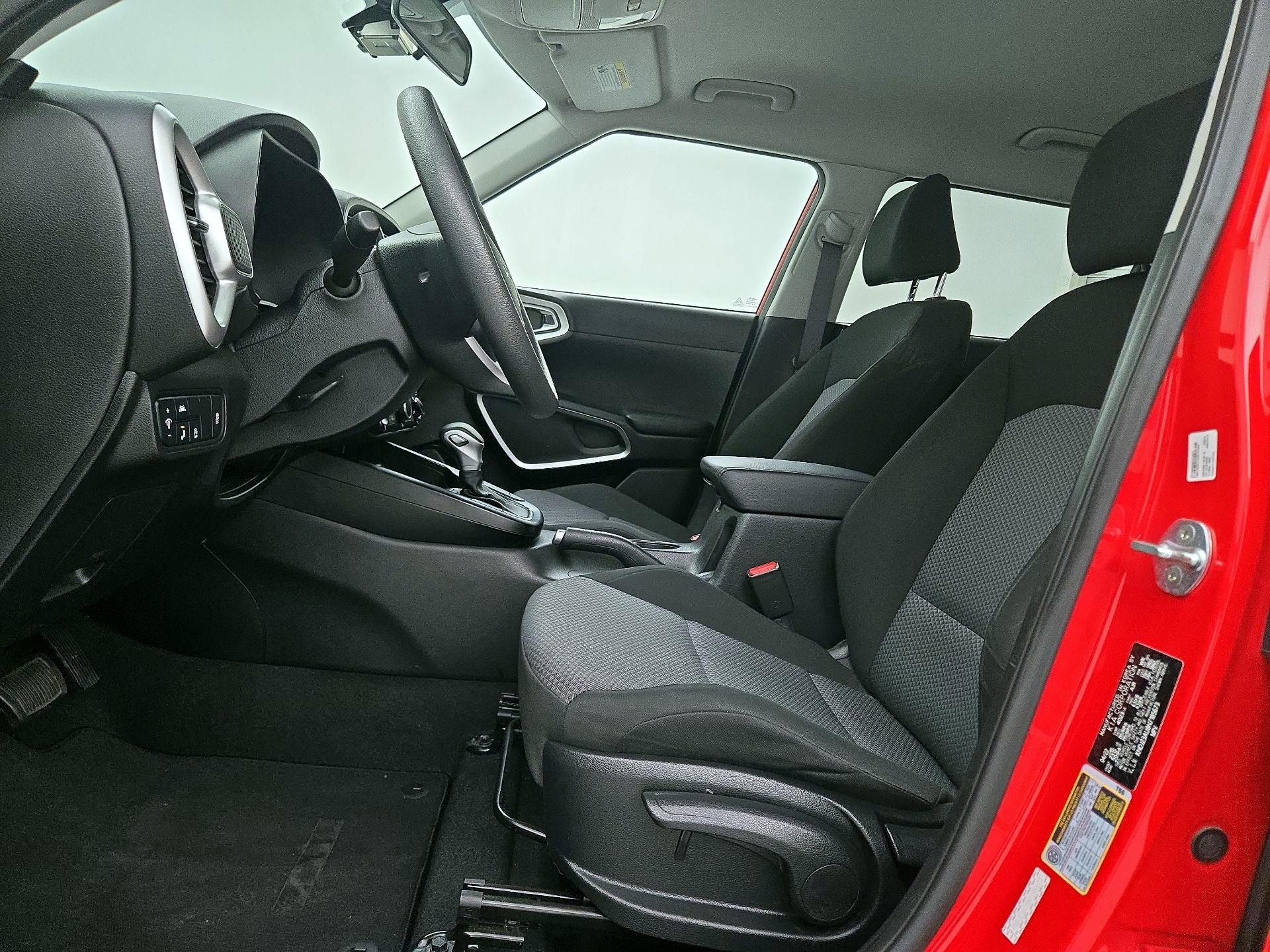 Thumbnail: 2022 Kia Soul - 11