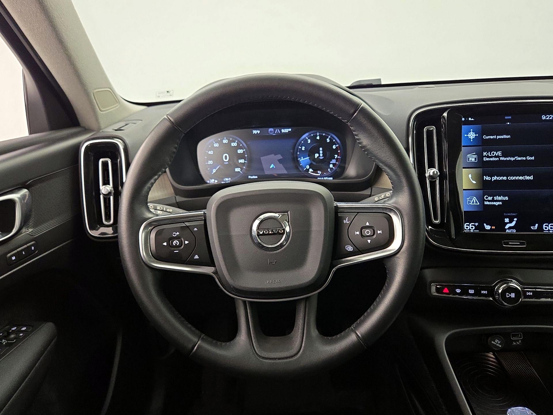 Thumbnail: 2019 Volvo XC40 - 10