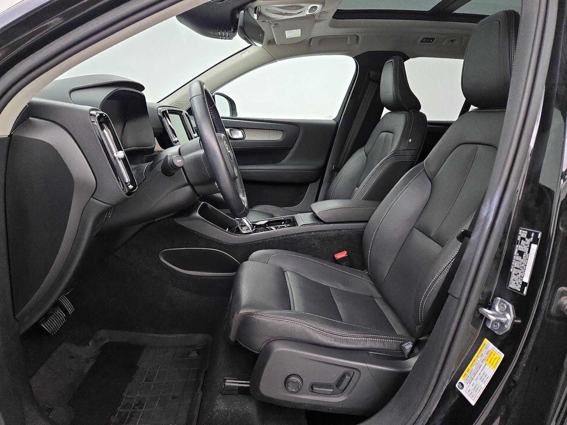 Thumbnail: 2019 Volvo XC40 - 11