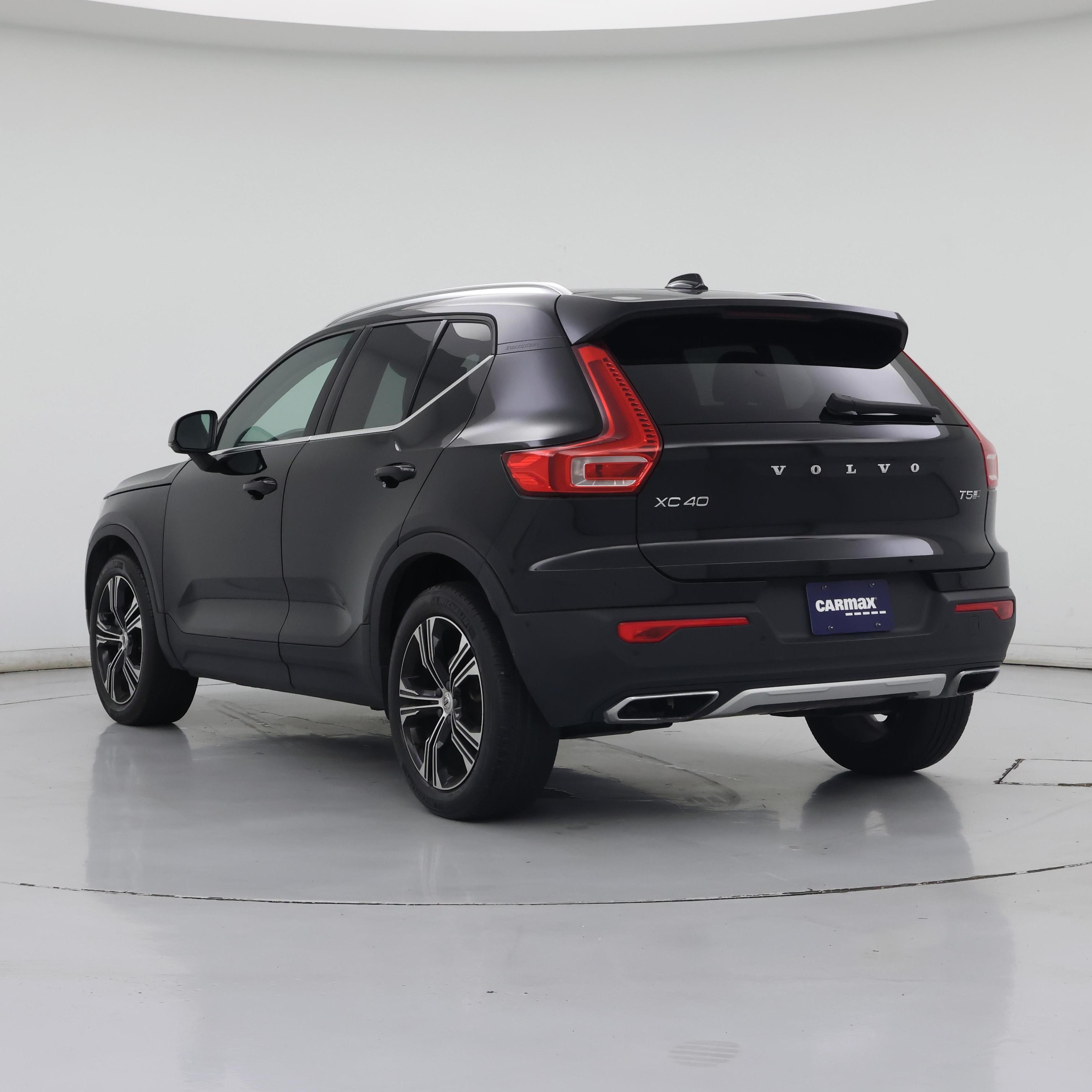 Thumbnail: 2019 Volvo XC40 - 2
