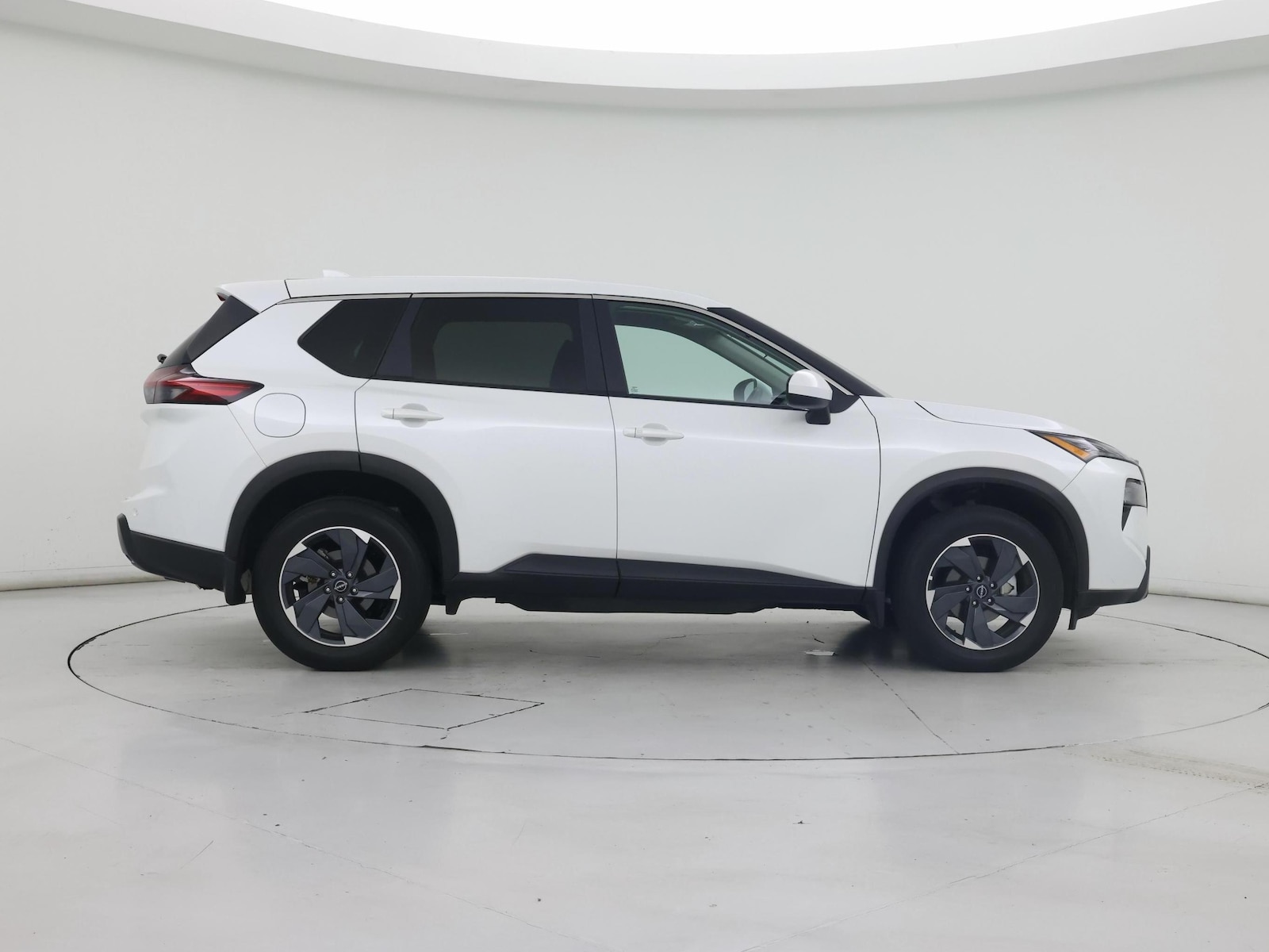 2025 Nissan Rogue SV - Photo 8