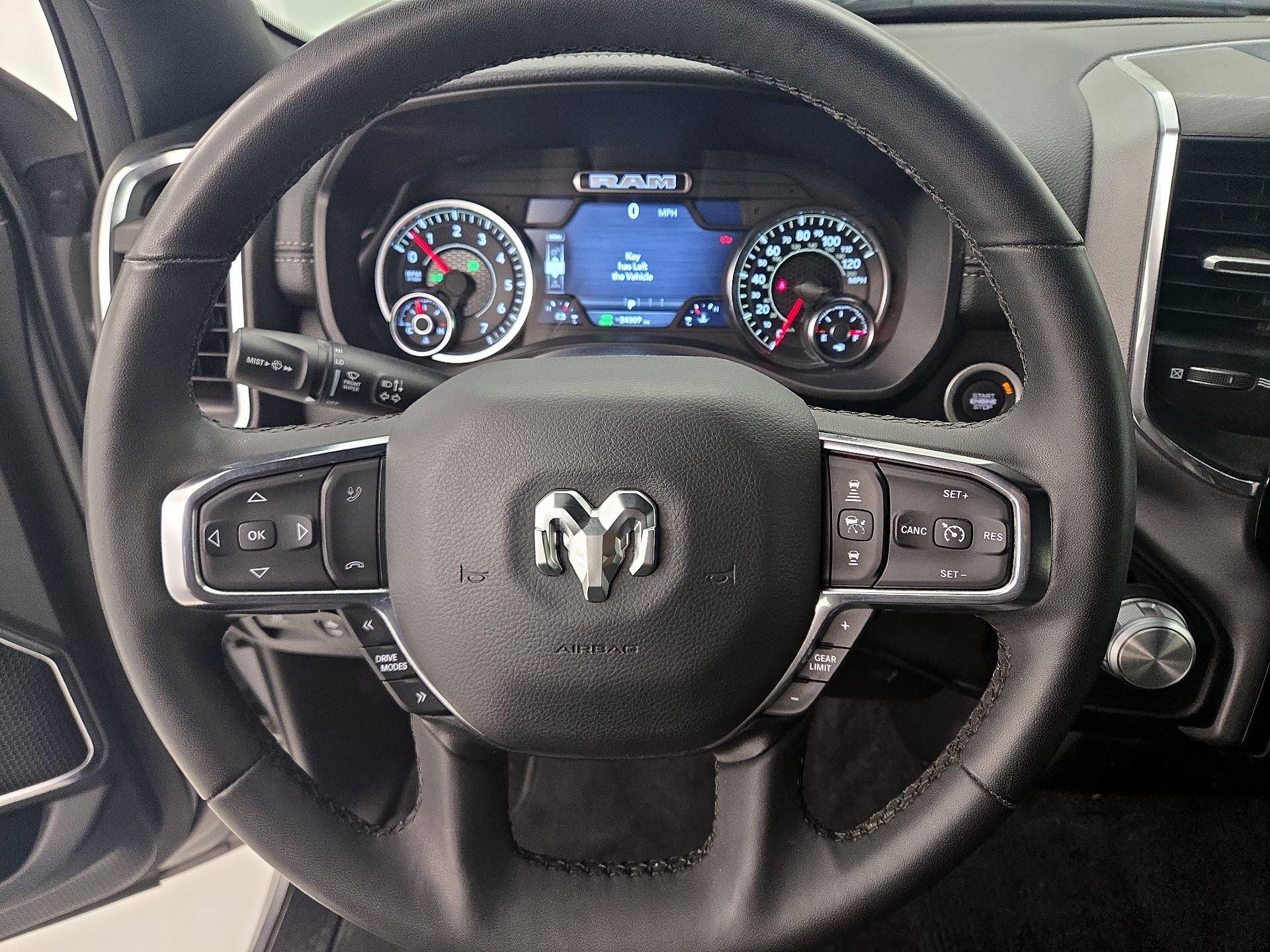 Thumbnail: 2025 RAM 1500 - 10