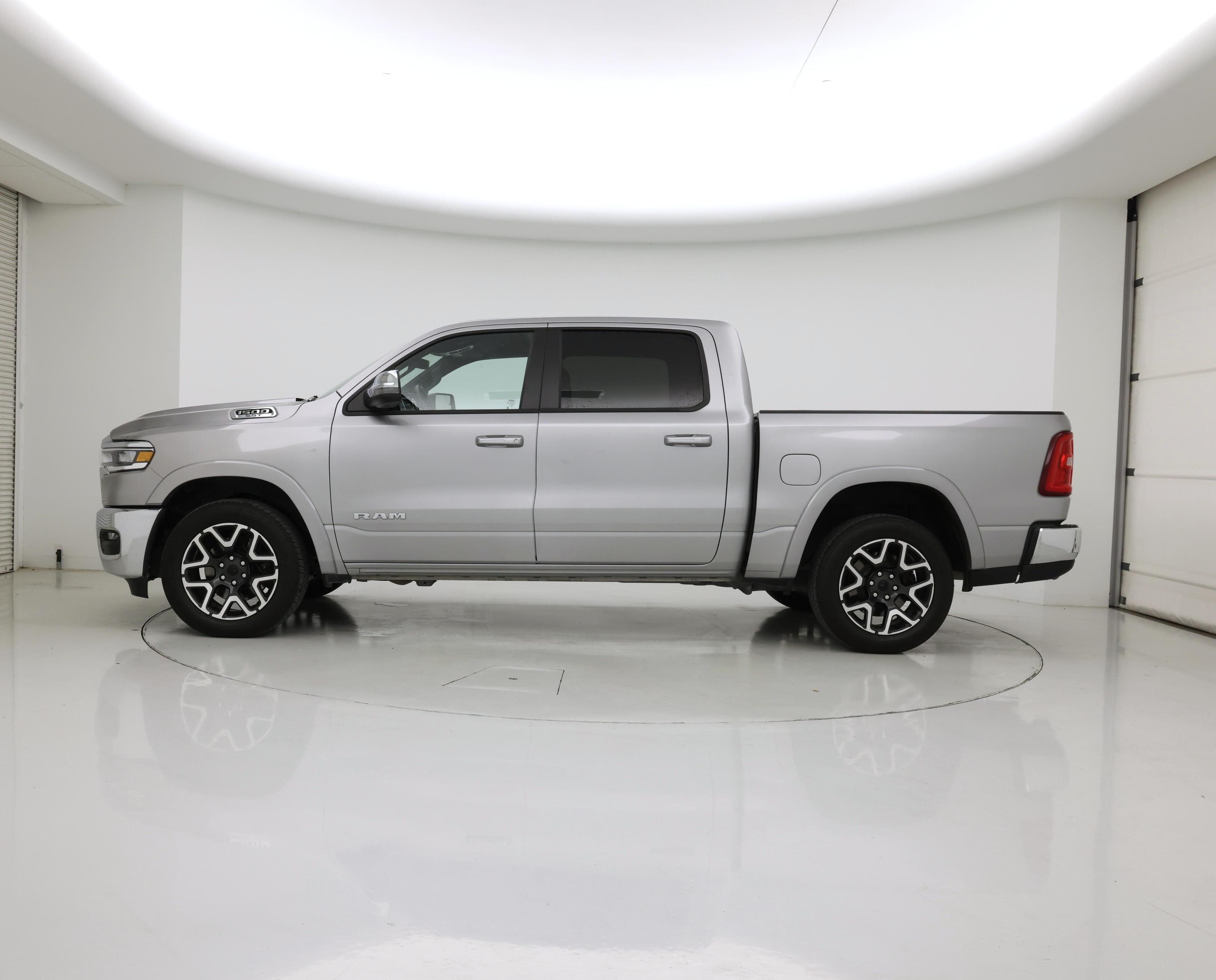 Thumbnail: 2025 RAM 1500 - 3