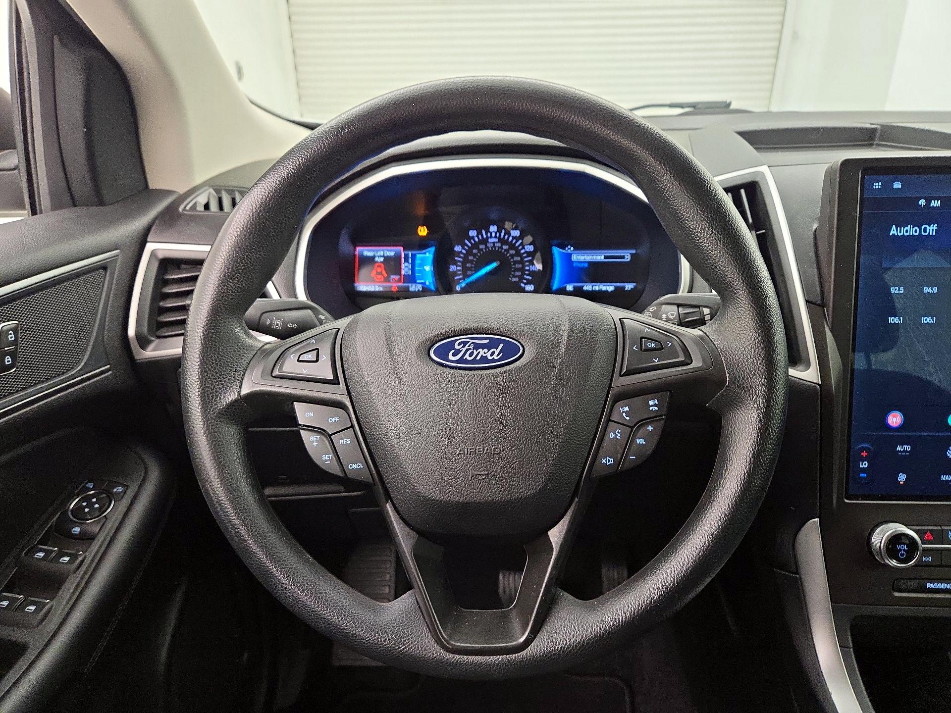 Thumbnail: 2021 Ford Edge - 10