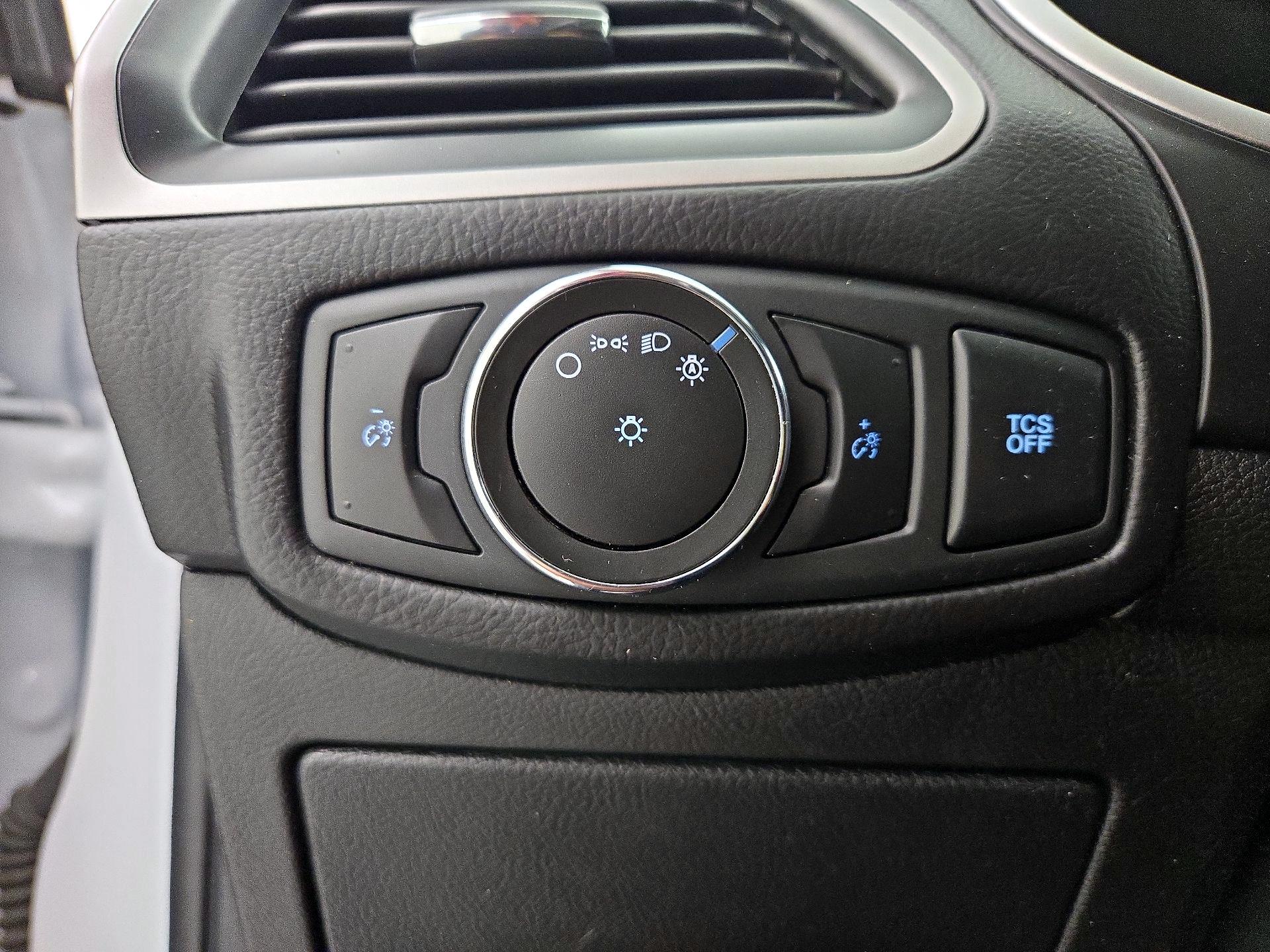 Thumbnail: 2021 Ford Edge - 13