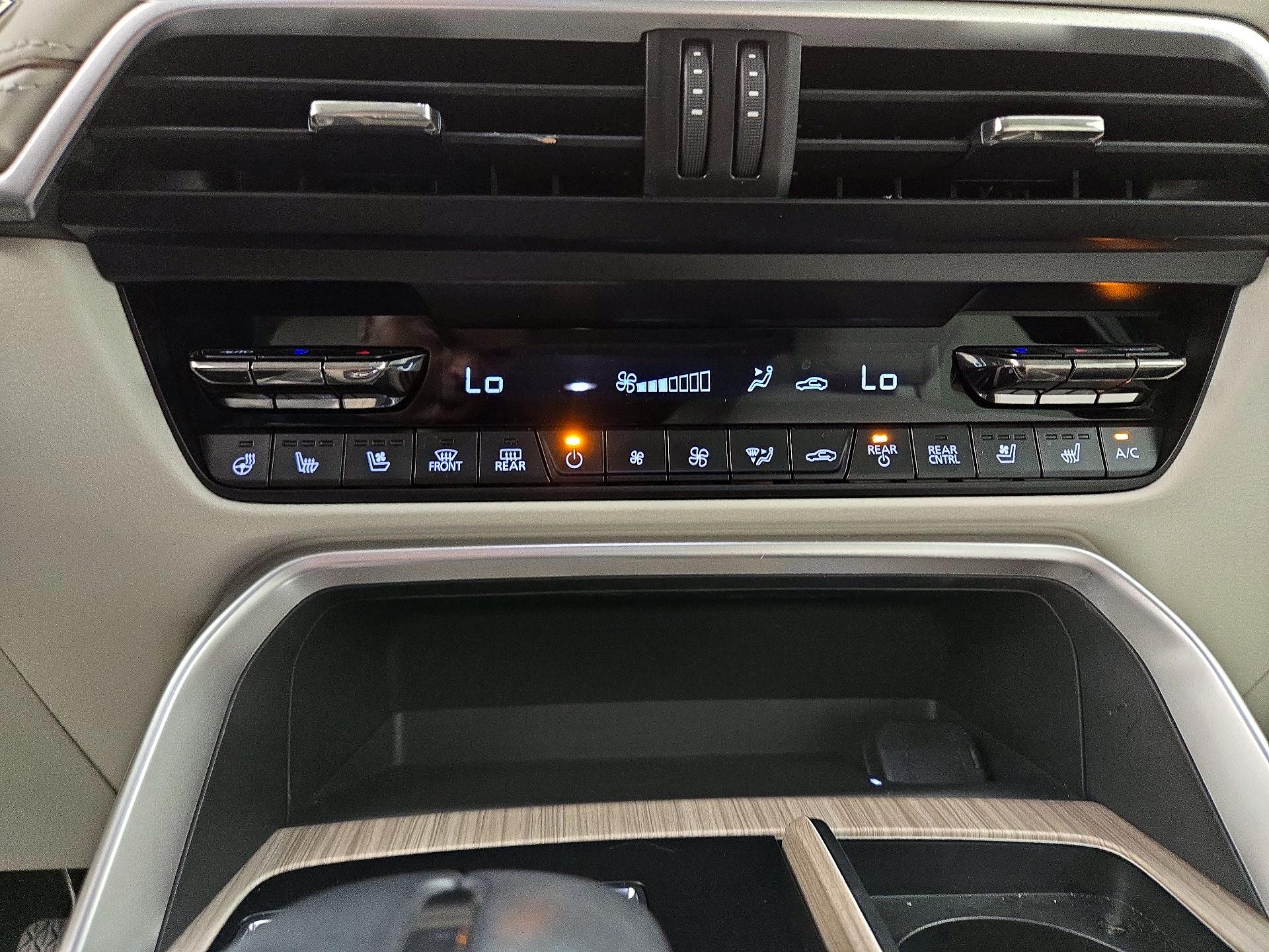 Thumbnail: 2024 Mazda CX-90 - 17