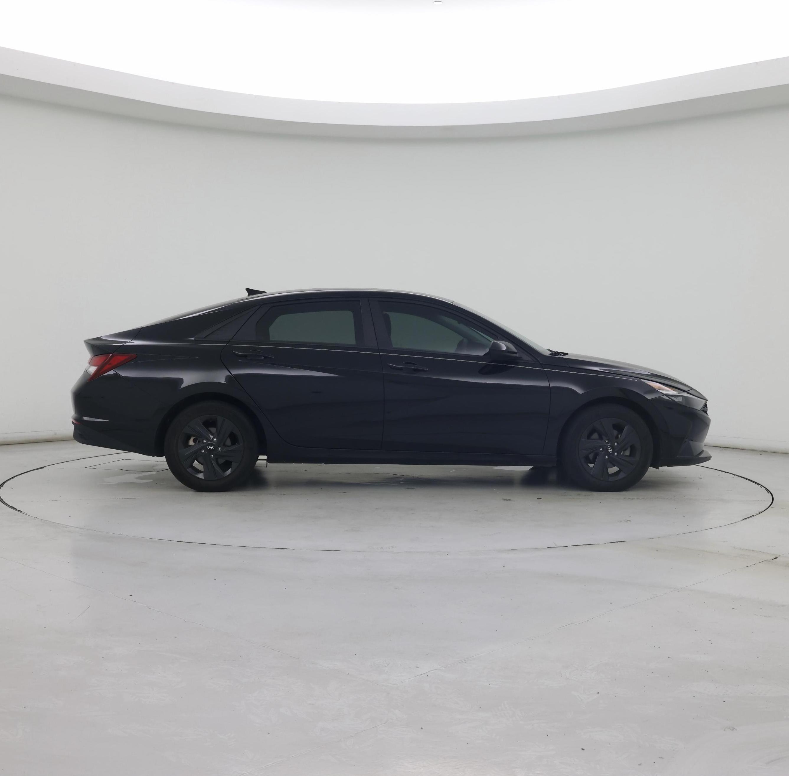 Thumbnail: 2022 Hyundai Elantra - 7