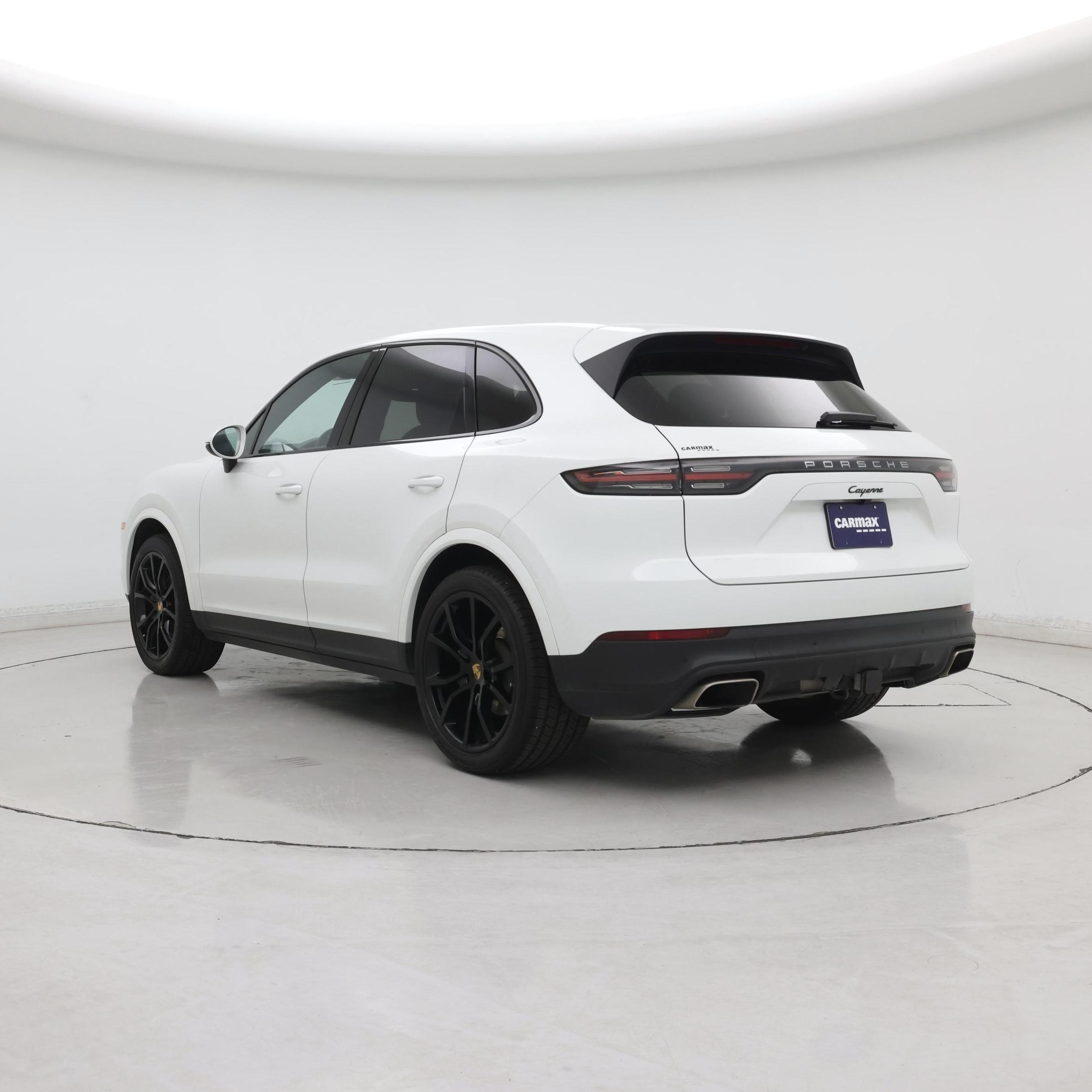 Thumbnail: 2020 Porsche Cayenne - 2