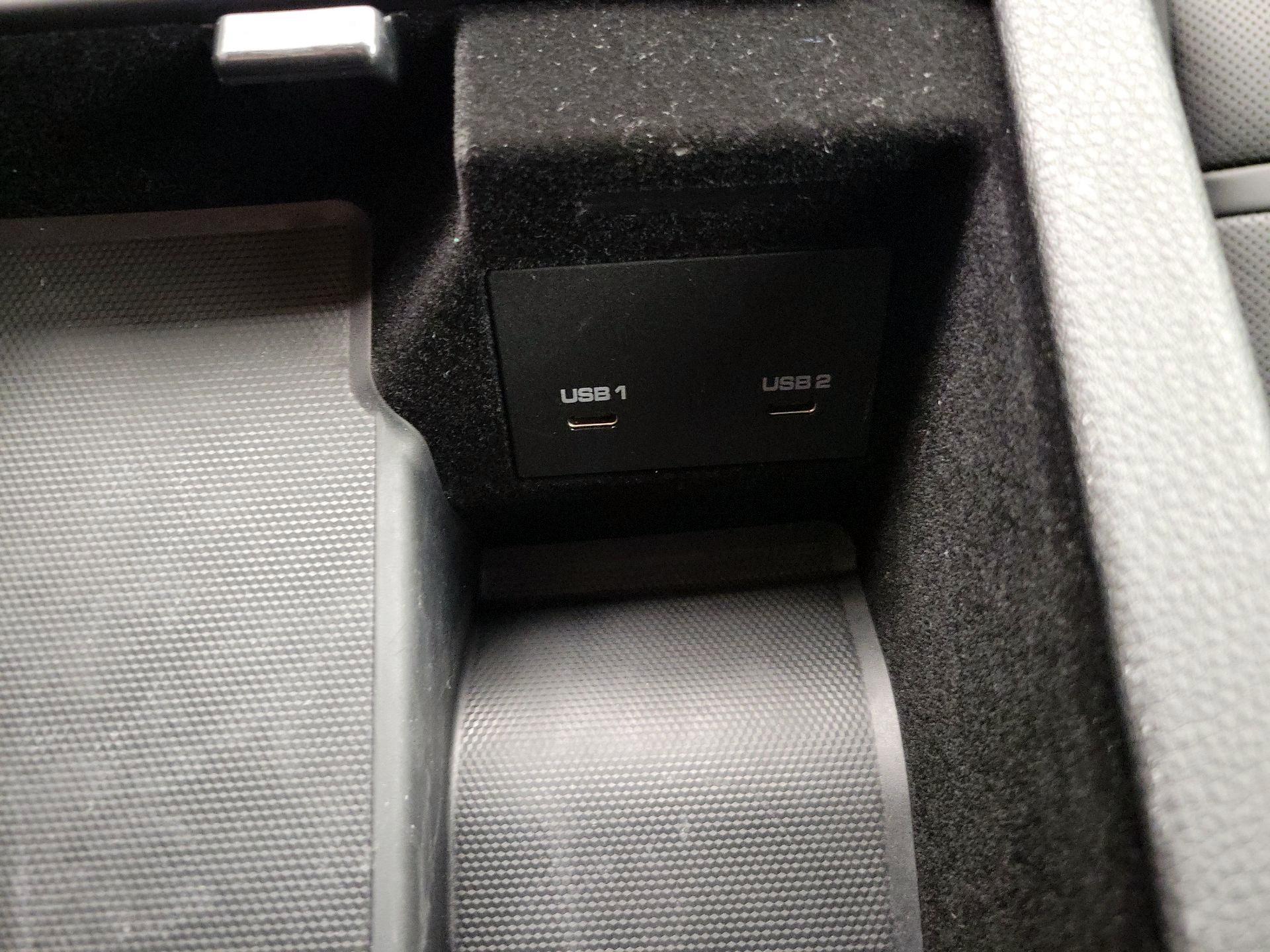 Thumbnail: 2020 Porsche Cayenne - 19