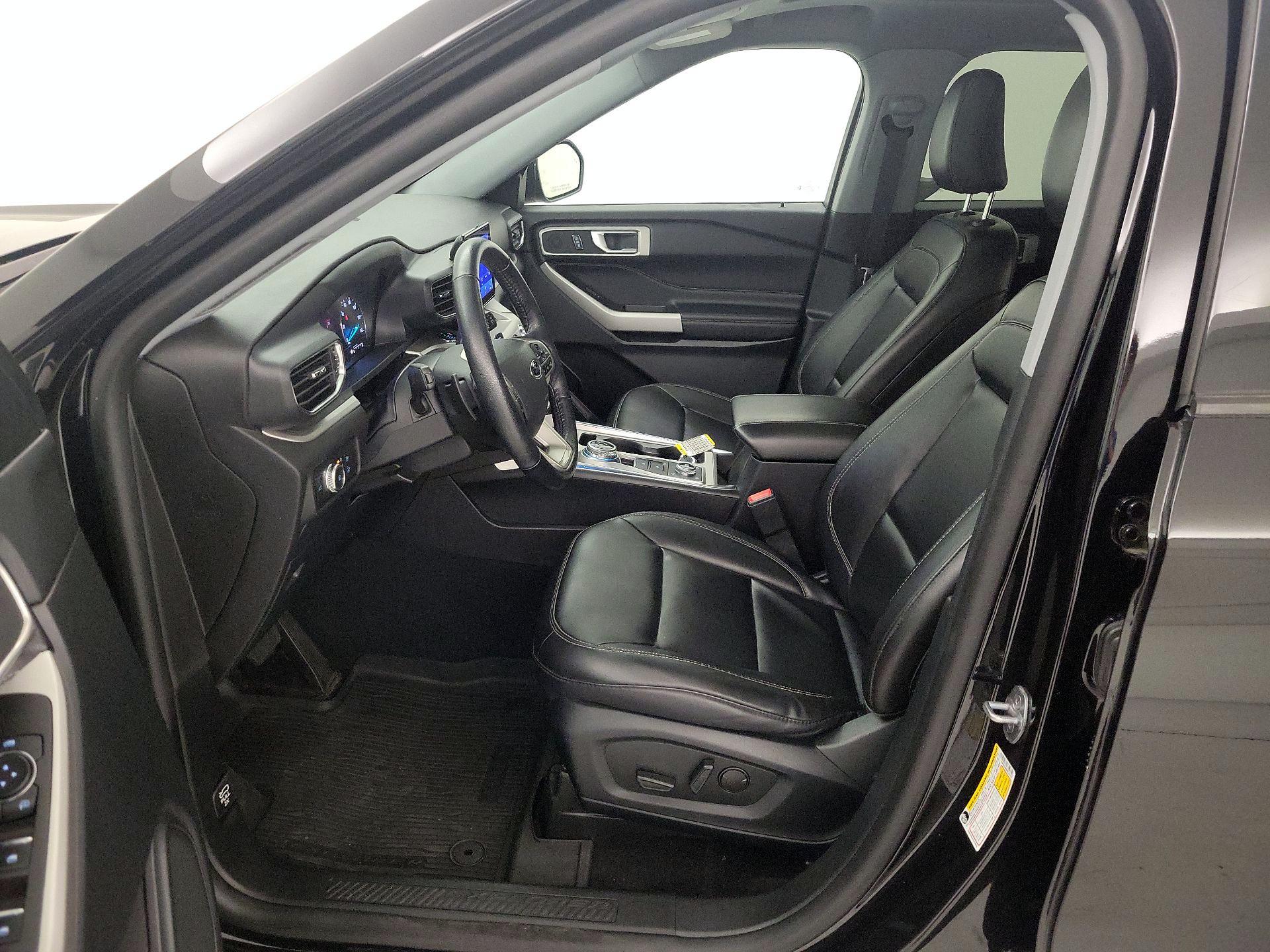 Thumbnail: 2021 Ford Explorer - 11