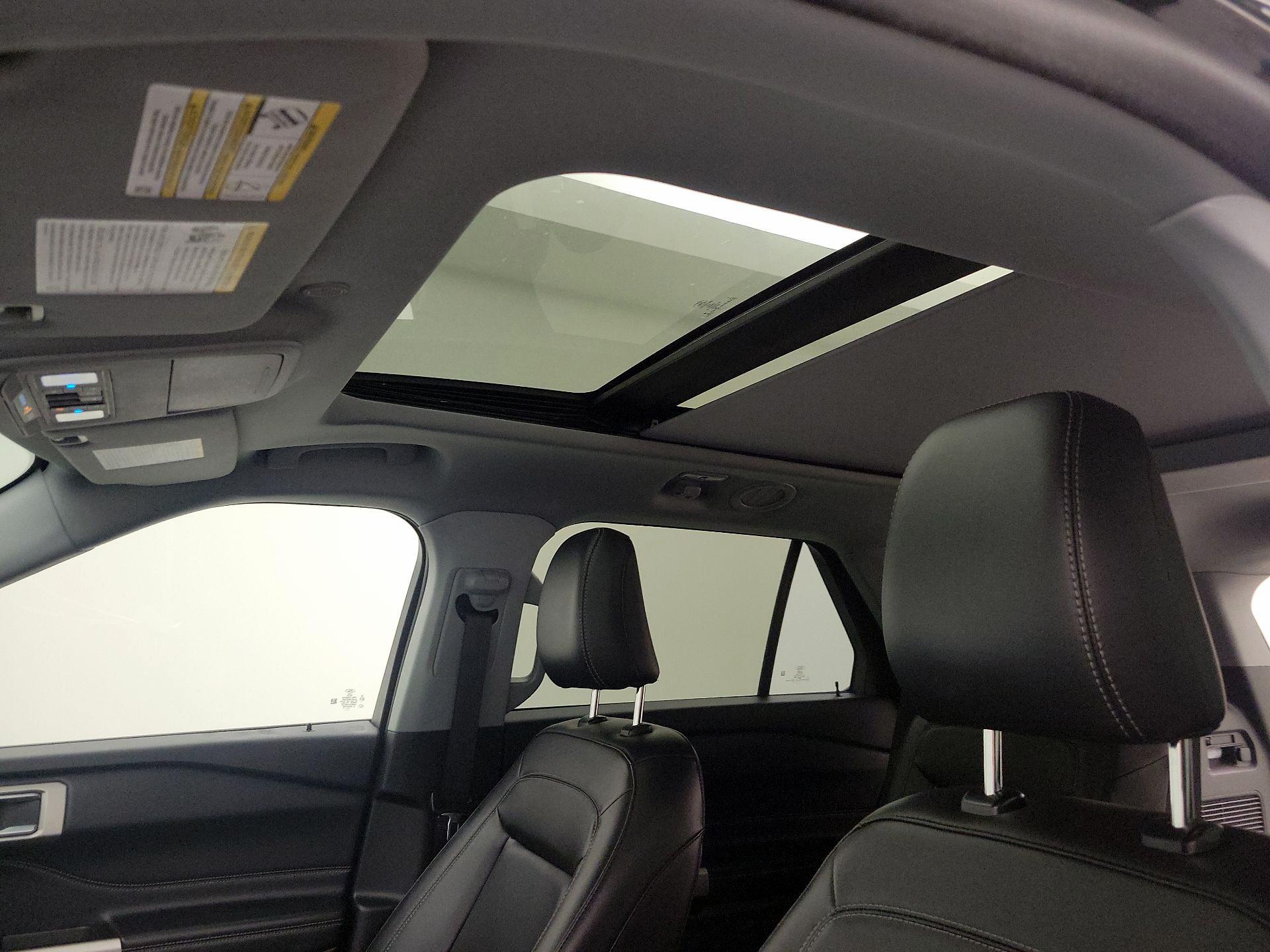 Thumbnail: 2021 Ford Explorer - 19