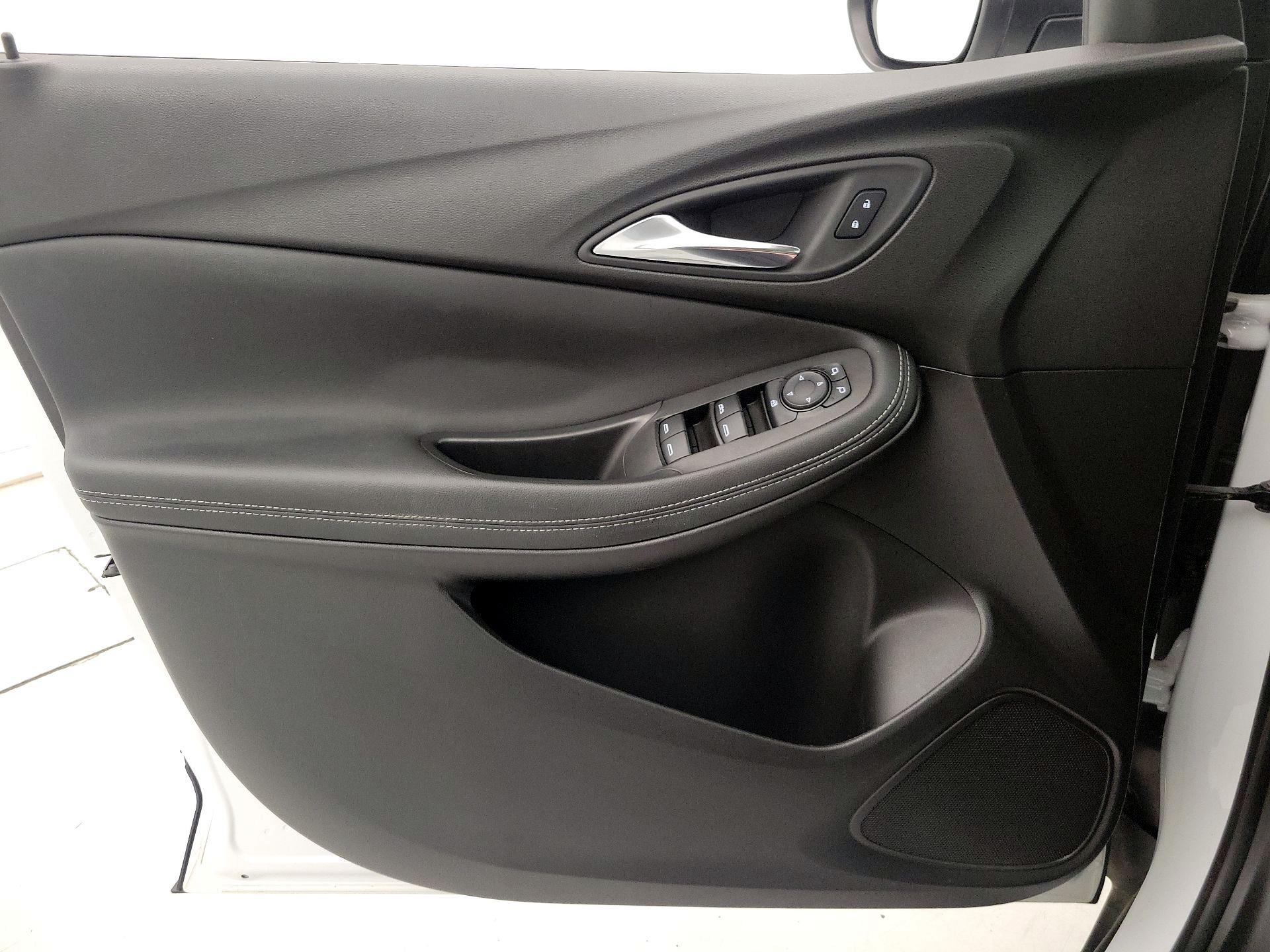 Thumbnail: 2021 Buick Encore GX - 12